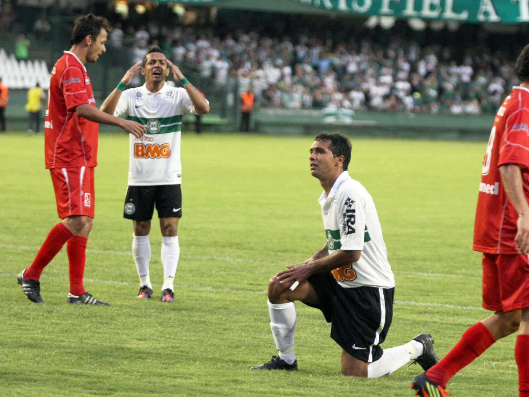 Davi soma 50 jogos pelo Coxa