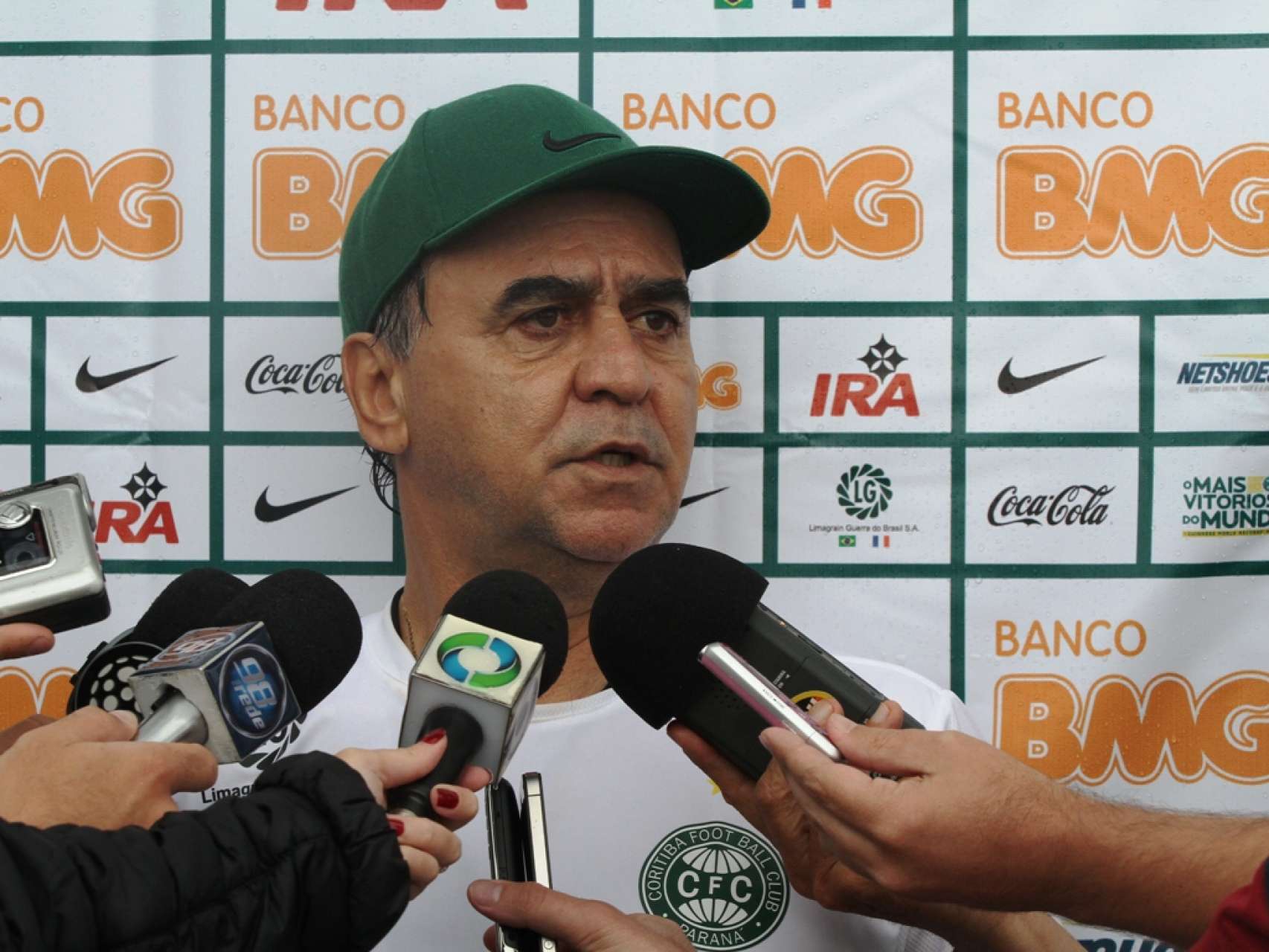 Com li��es, elenco se prepara para encarar o Rio Branco