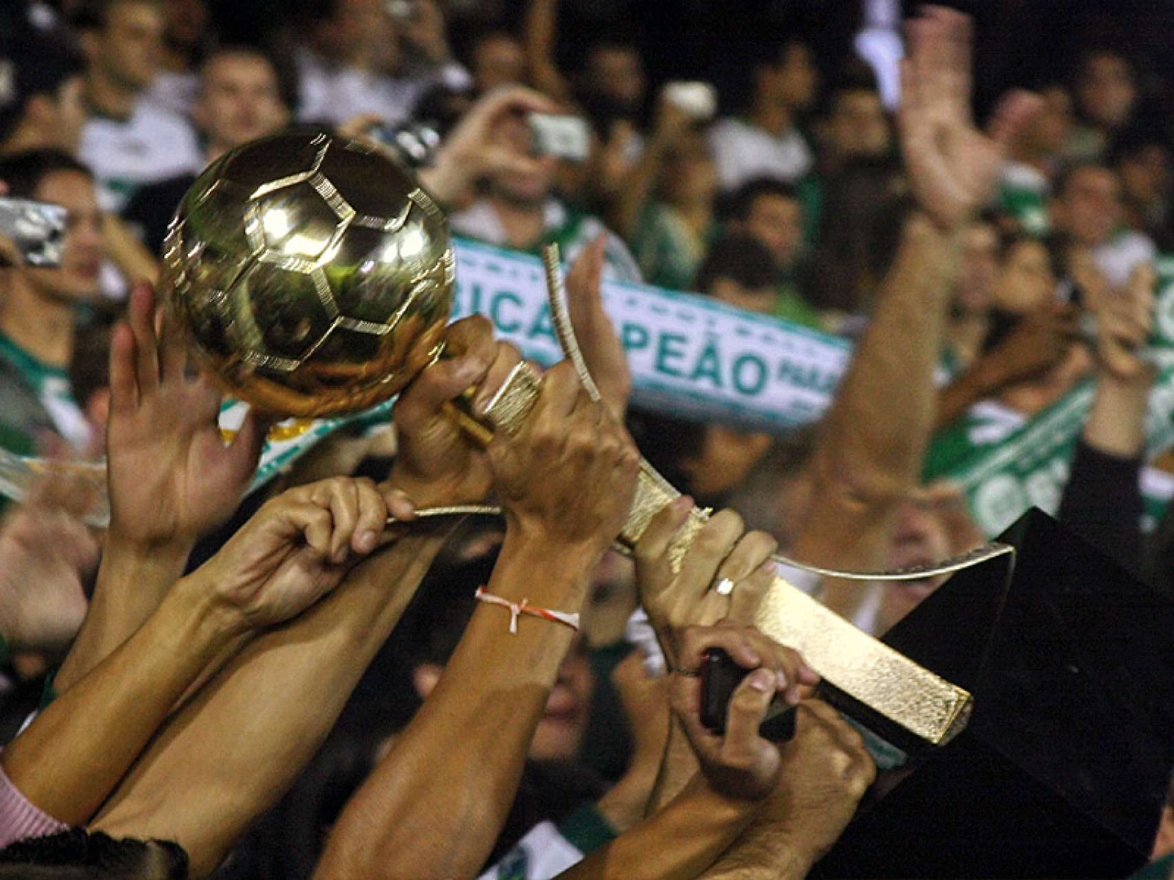Paranaense come�a na pr�xima semana