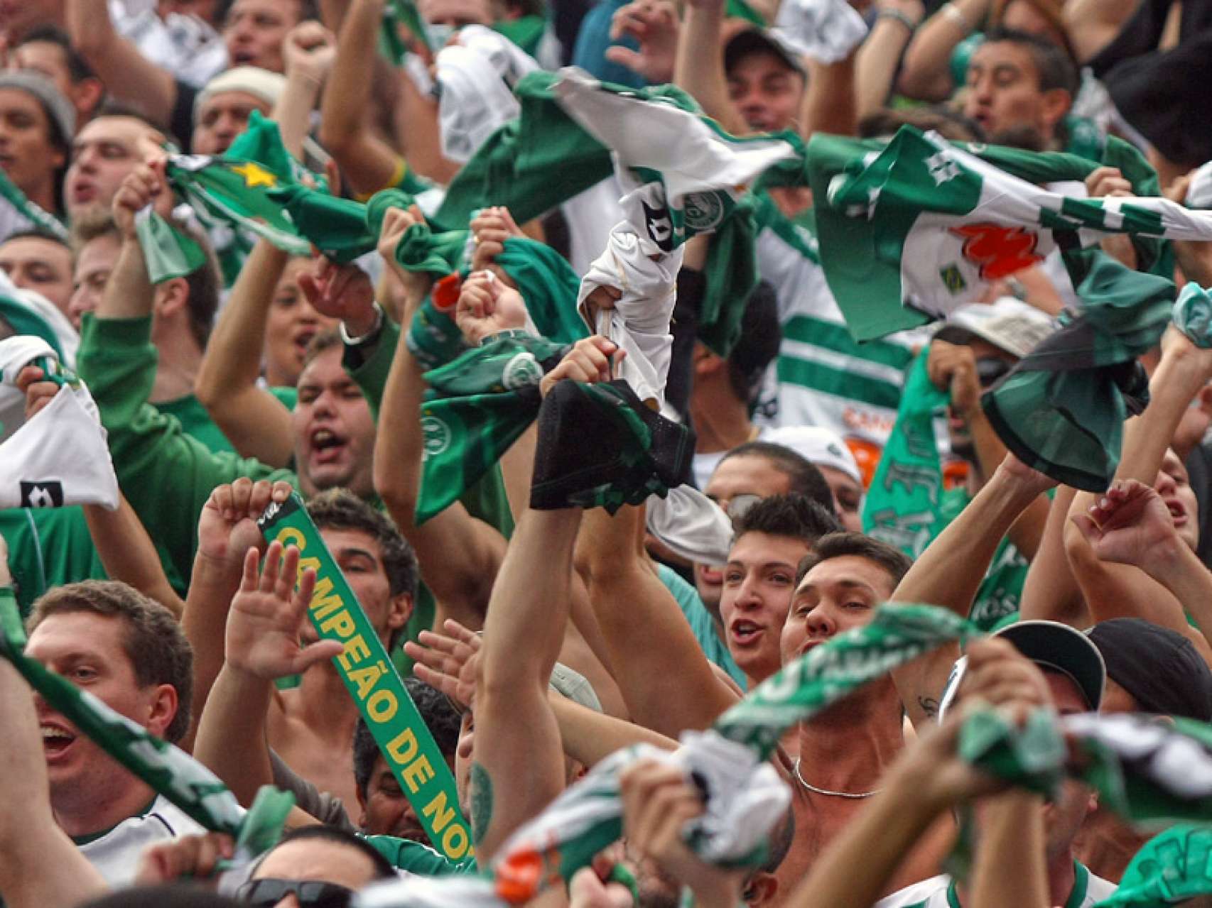 Em 2012, associe-se ao Coritiba