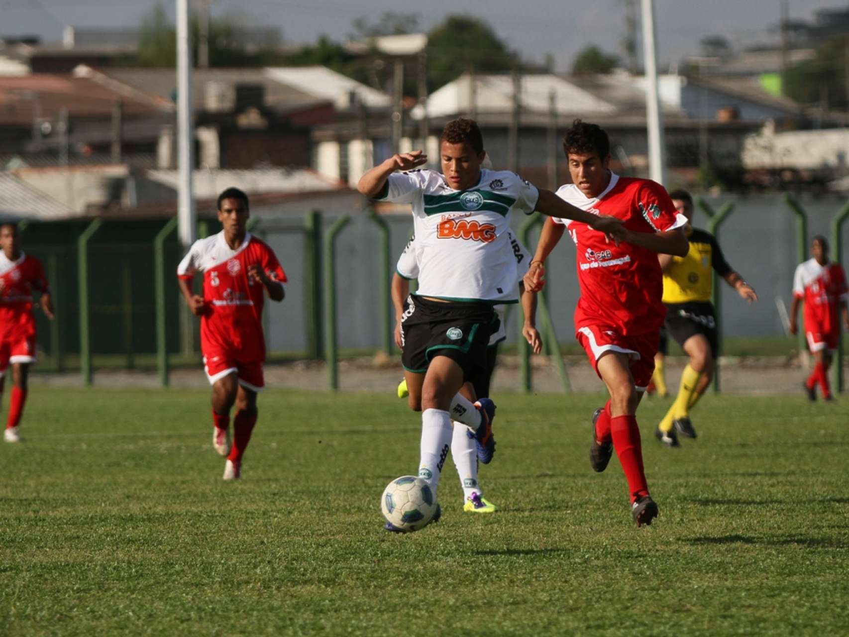 Coxa Sub-18 vence mais uma