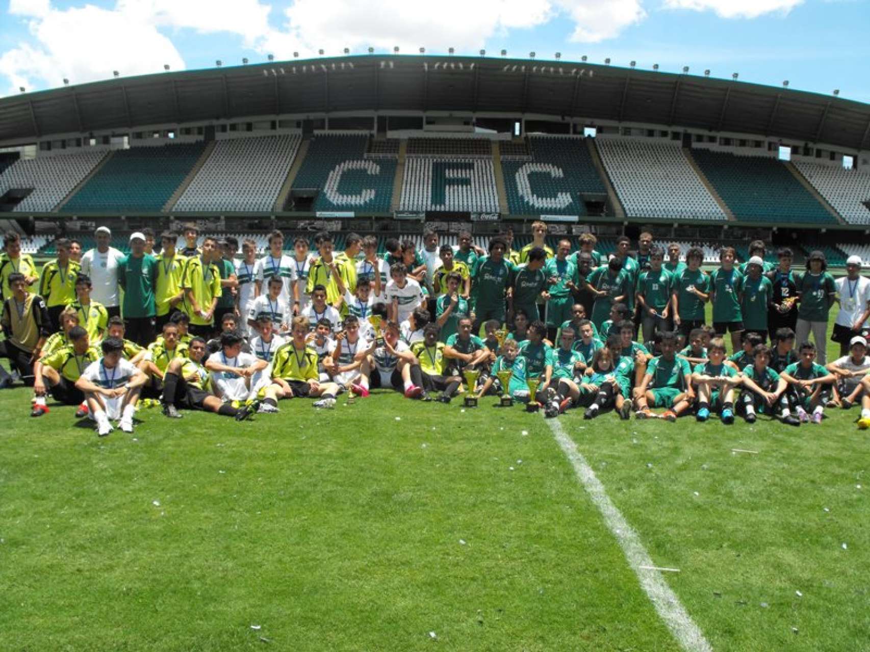 Dois anos de Projeto Escola COXA