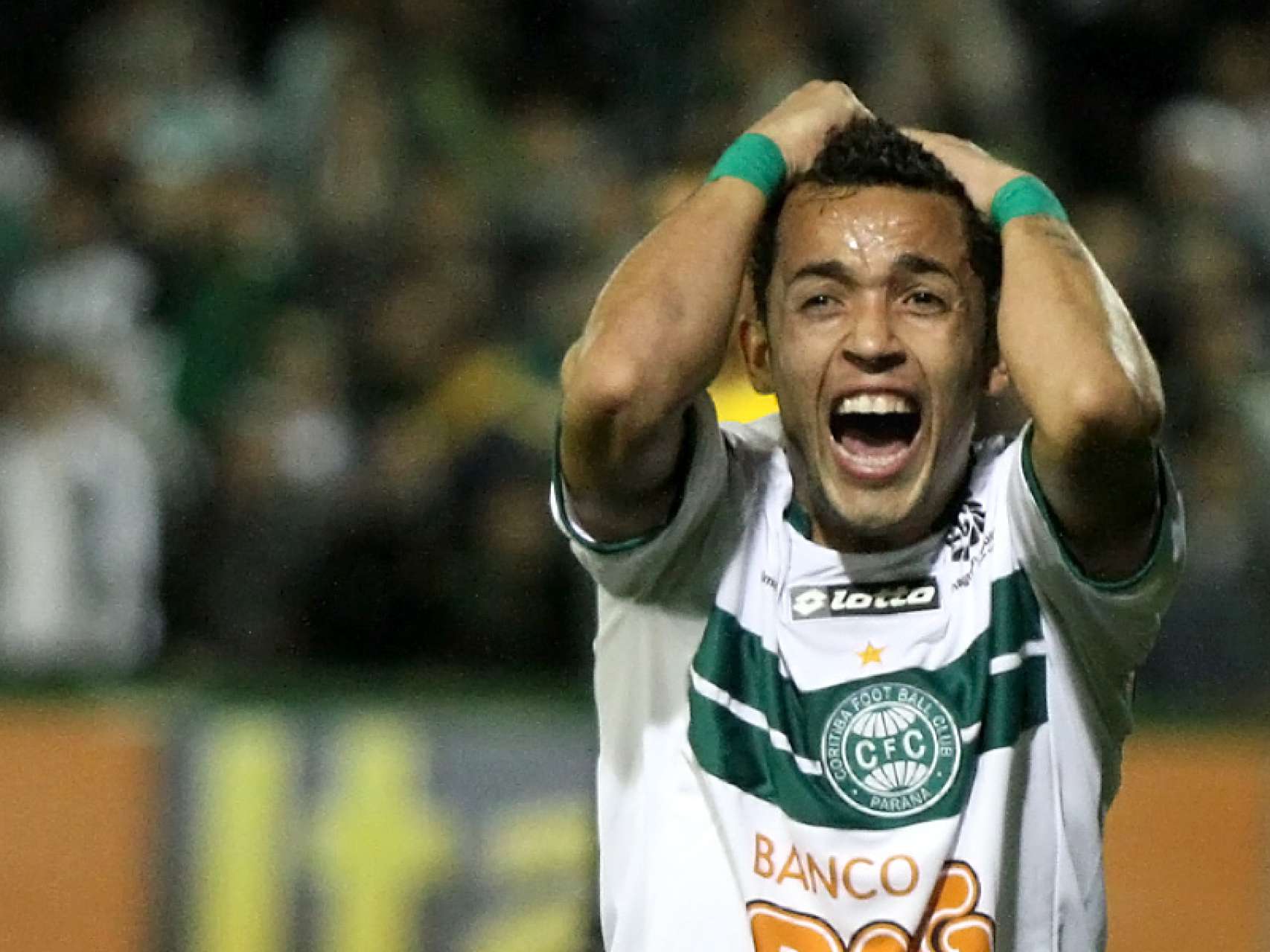Rafinha vetado