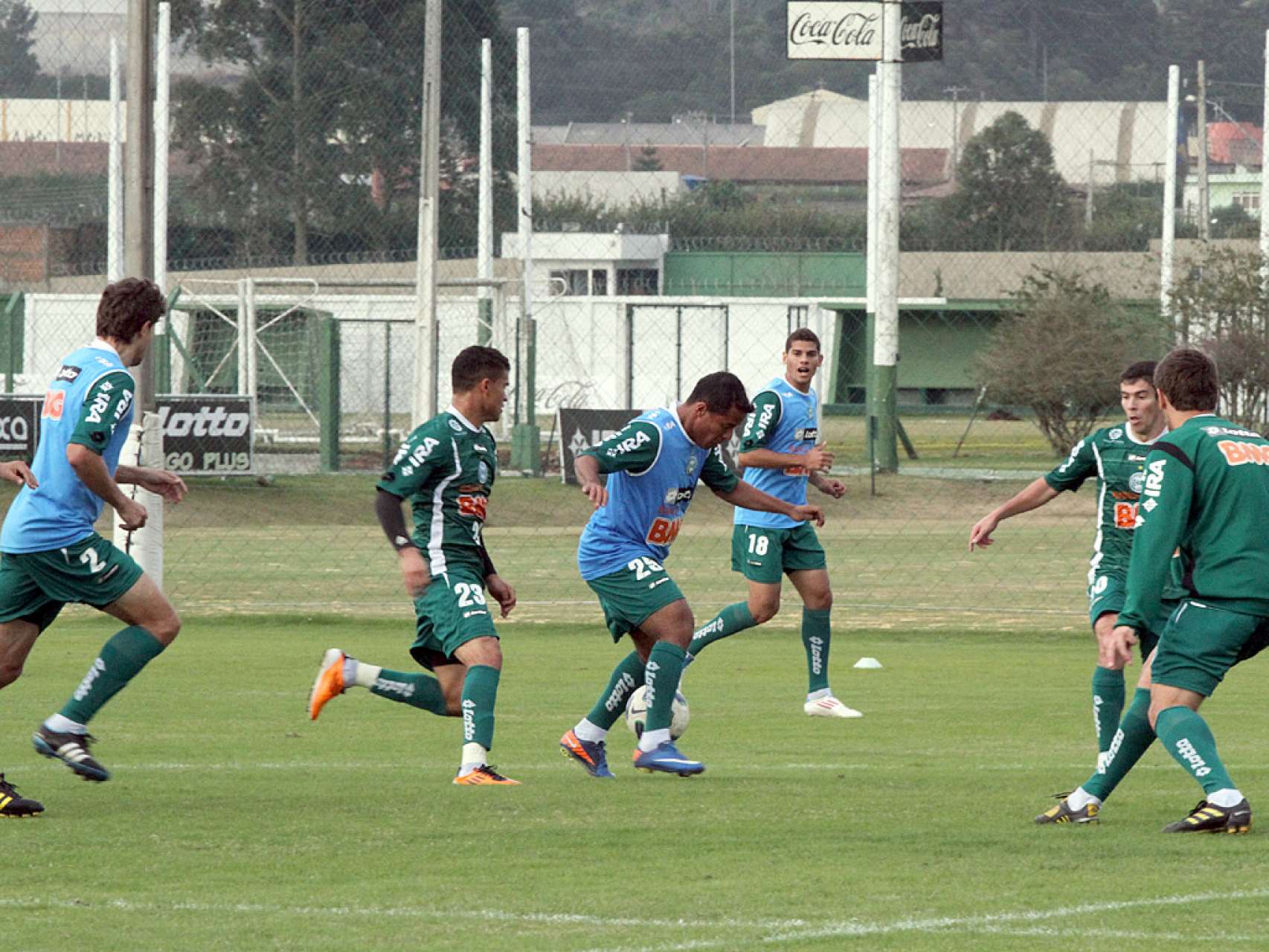 Coxa retoma os trabalhos