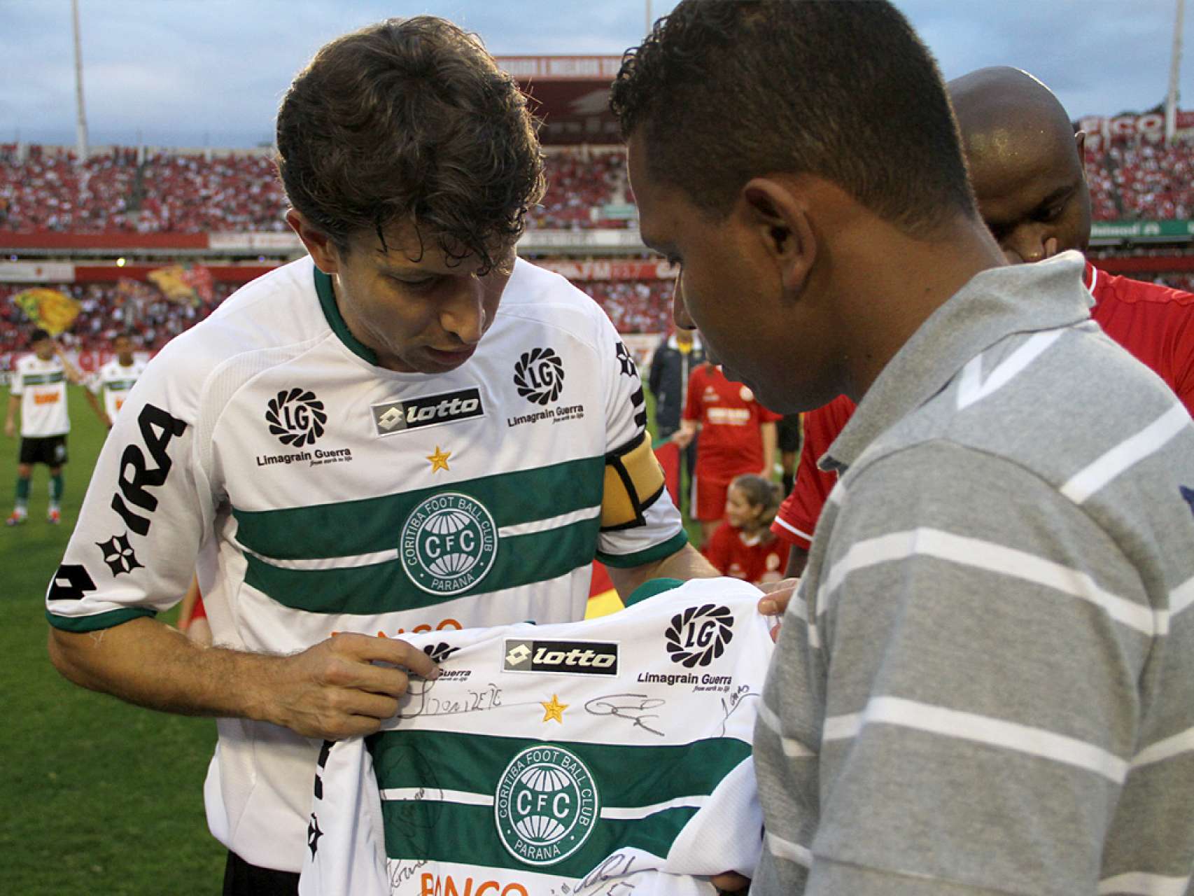 Escurinho recebe apoio