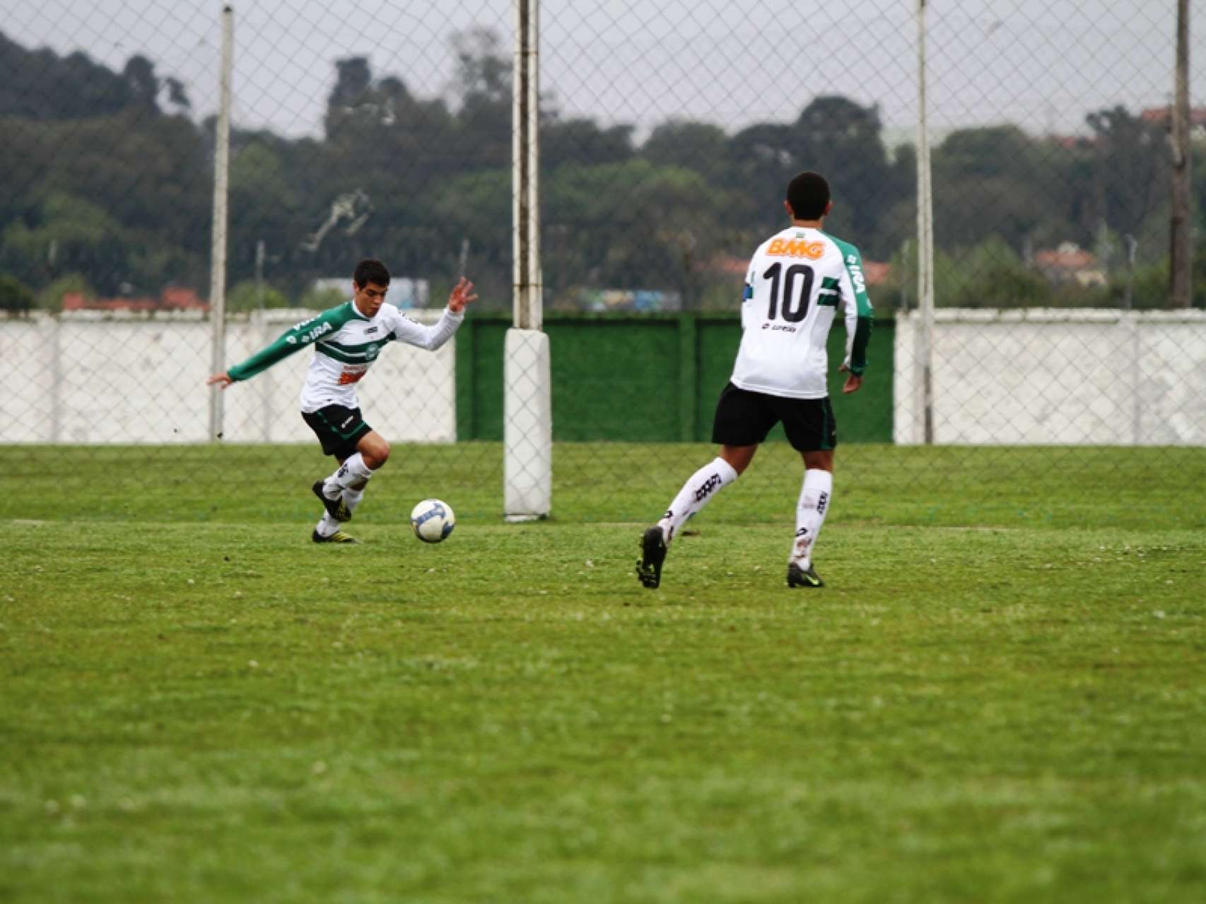 Coxa Sub-15 perde no Paranaense