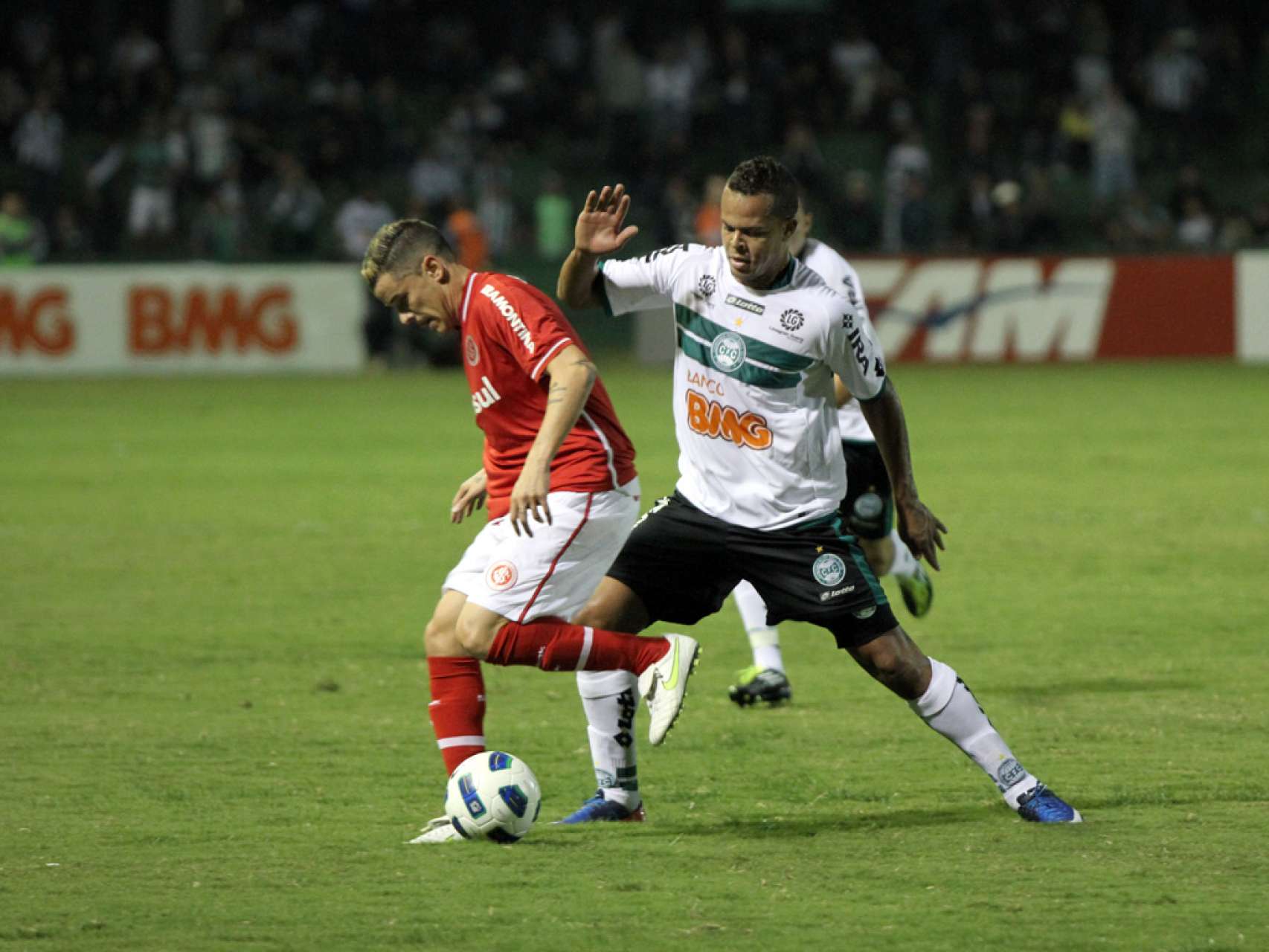 Coritiba e Inter se enfrentam pela 42� vez