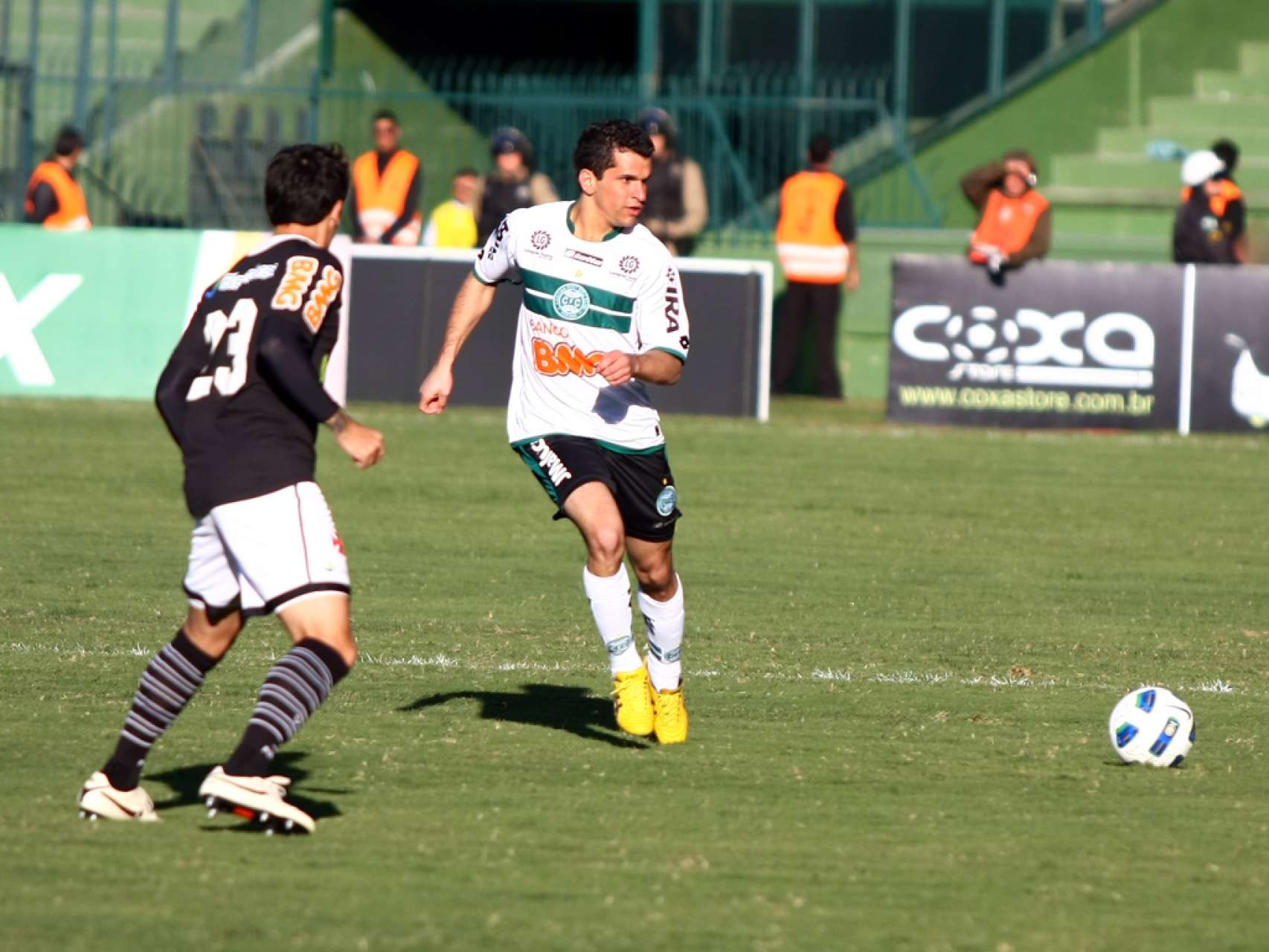 Eltinho retornou na goleada