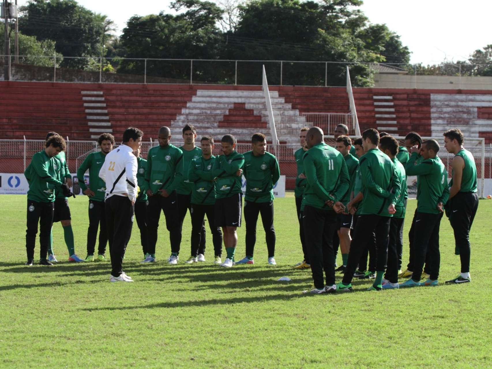 Galeria Coxa: Treino no est�dio do ABC, em Foz