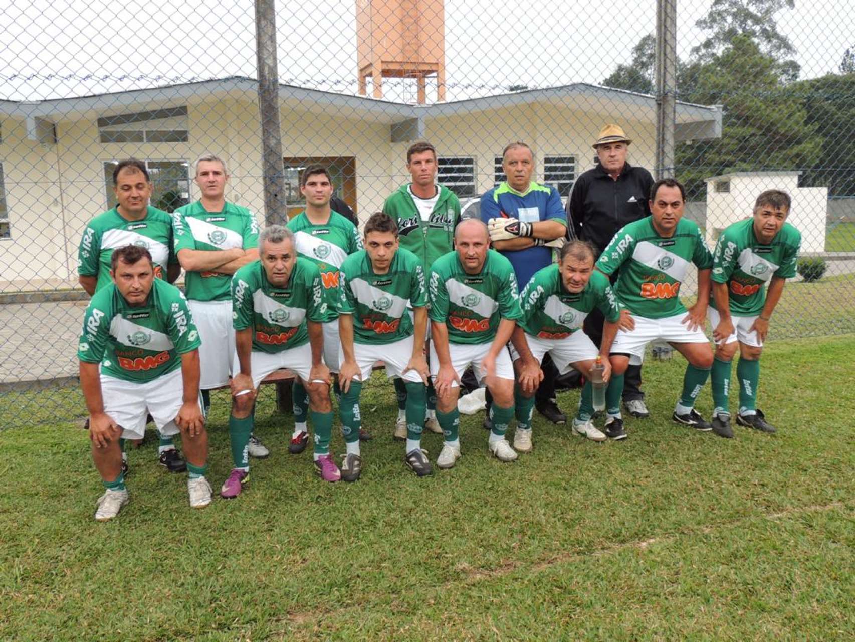 Consulados se re�nem pelo Coritiba