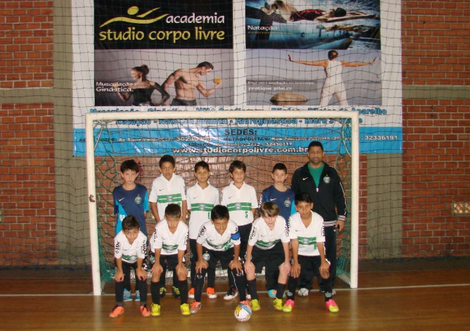 Metropolitano futsal: Vit�rias e goleada em cl�ssico
