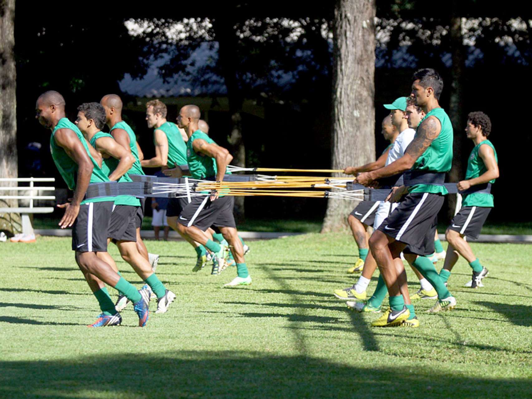 Na lideran�a, Coxa projeta inter-temporada