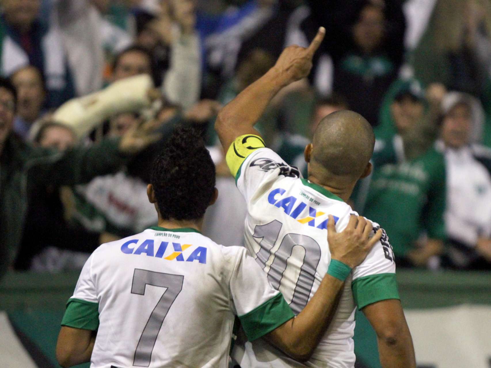 Galeria Coxa: Coritiba 2x1 Fluminense