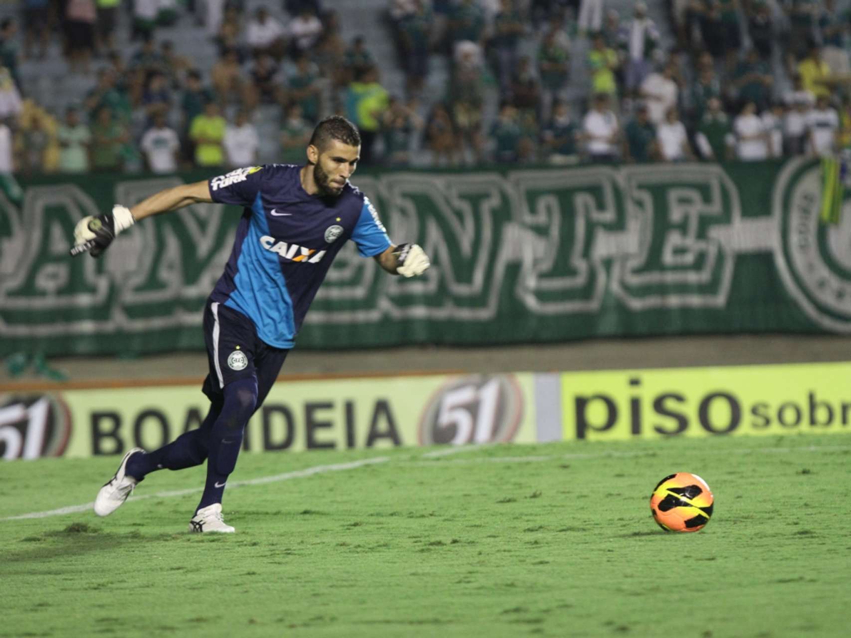 Grupo reconhece bom jogo de Vanderlei em Goi�nia