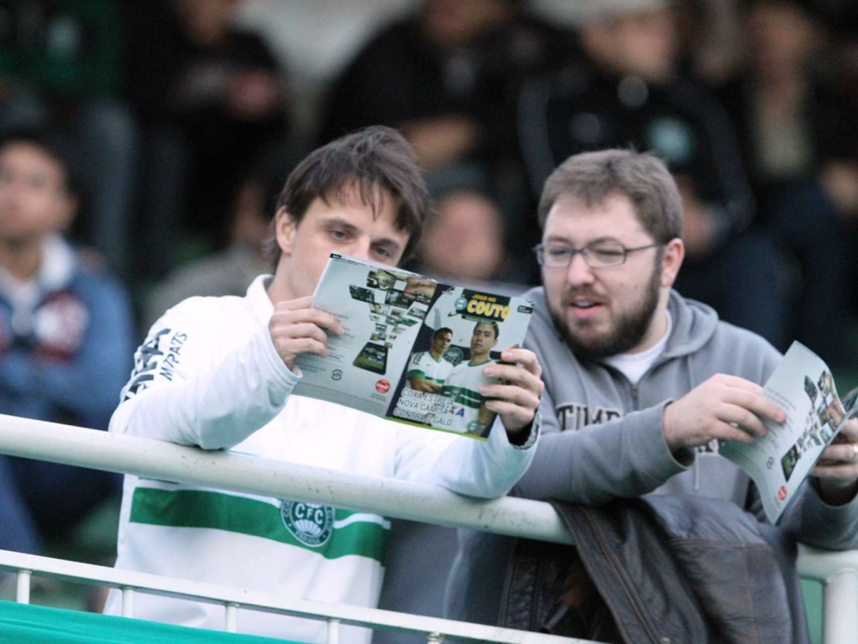 Revista �Jogo no Couto� � sucesso entre a torcida
