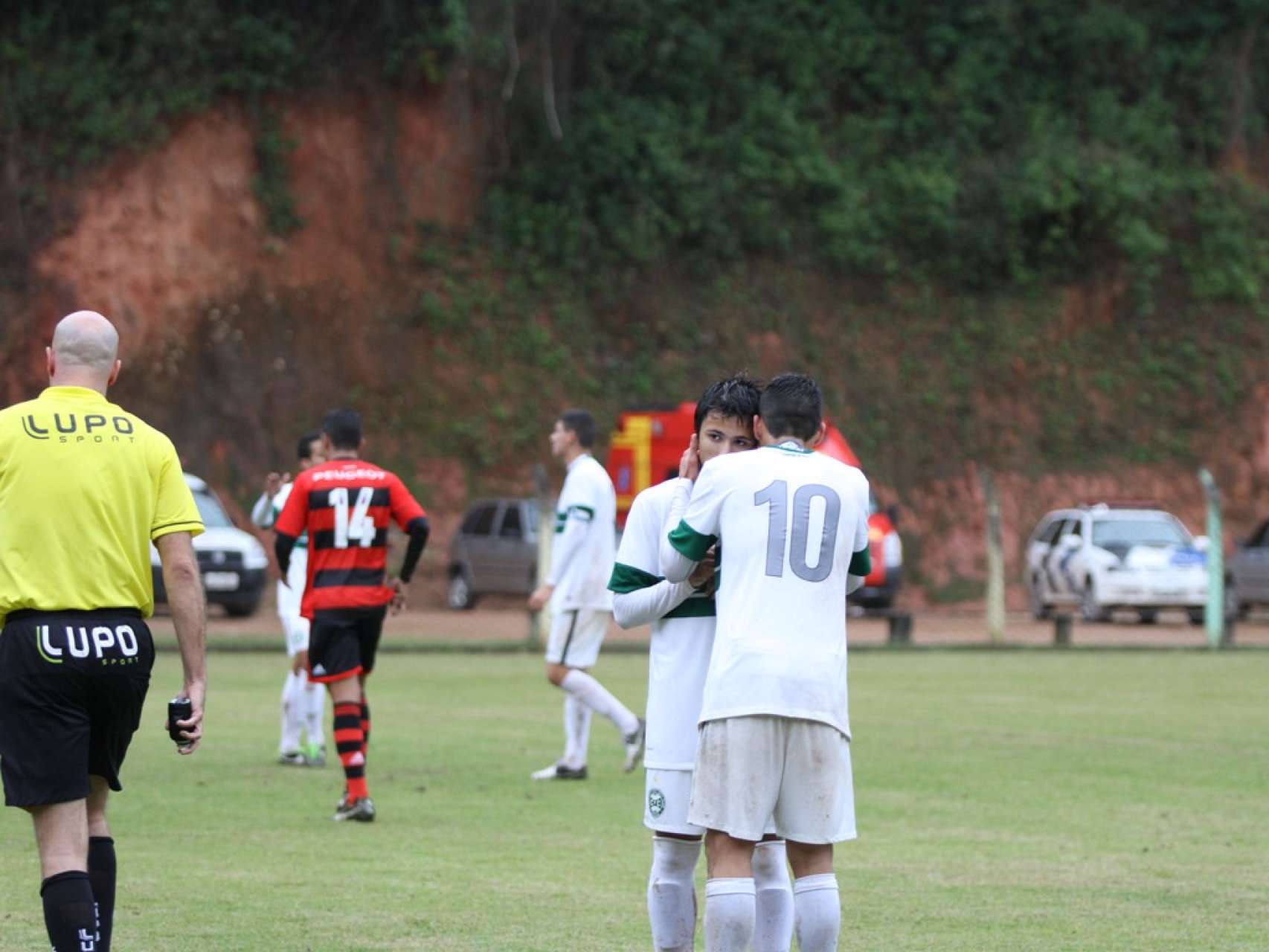 Galeria Coxa: Sub-17 avan�a na Copa Esp�rito Santo