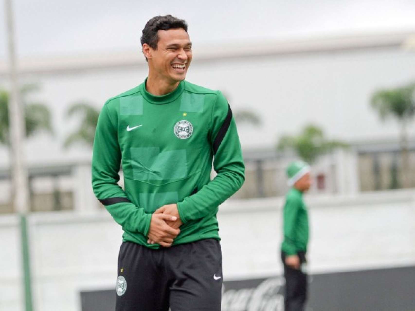 Emerson volta a atuar em sua terra natal