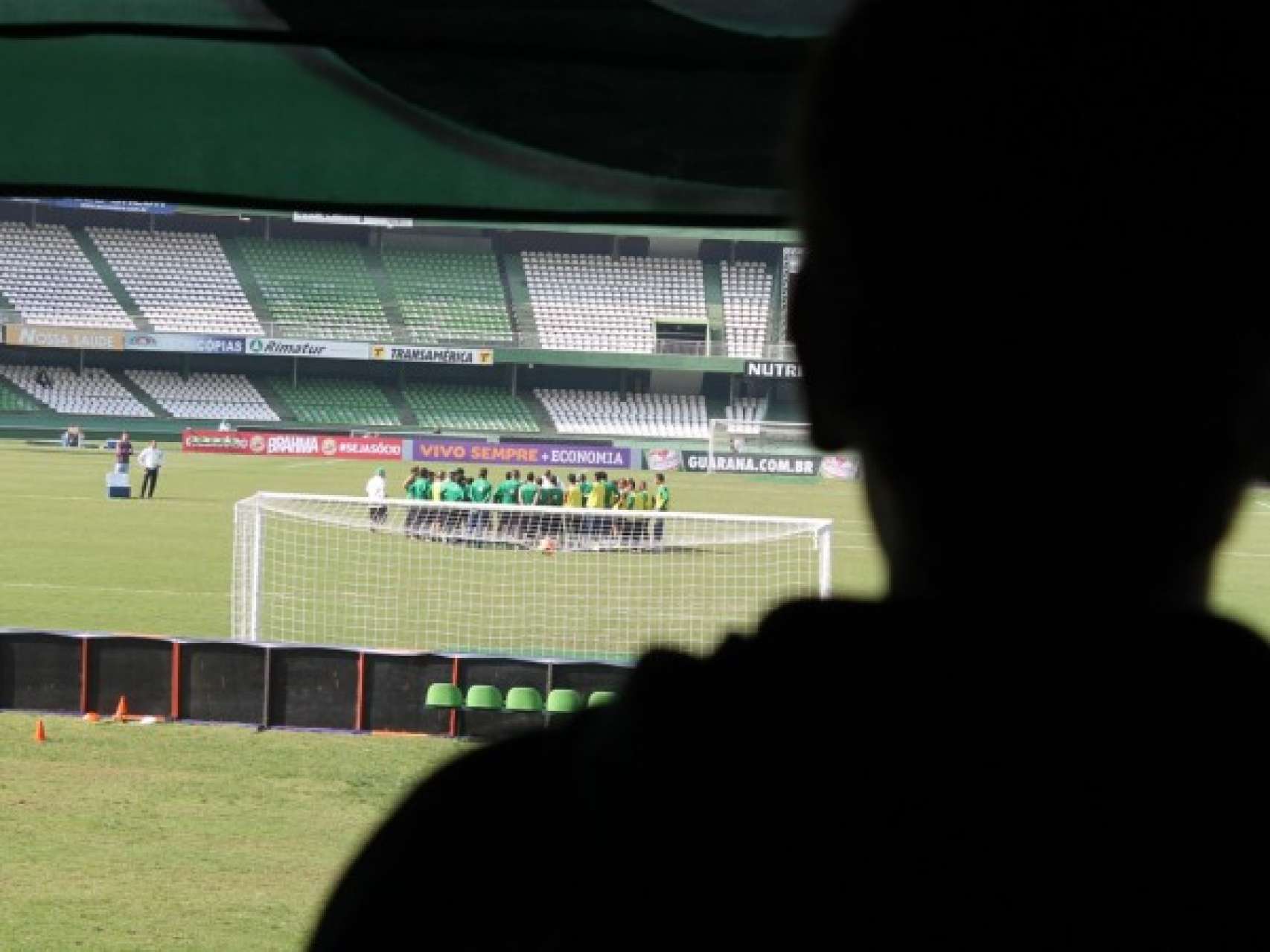 Treino de v�spera do cl�ssico aberto � torcida