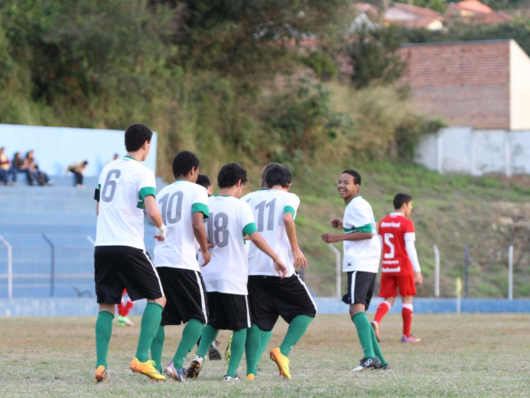 Galeria Coxa: Sub-15 fica entre os tr�s melhores do pa�s