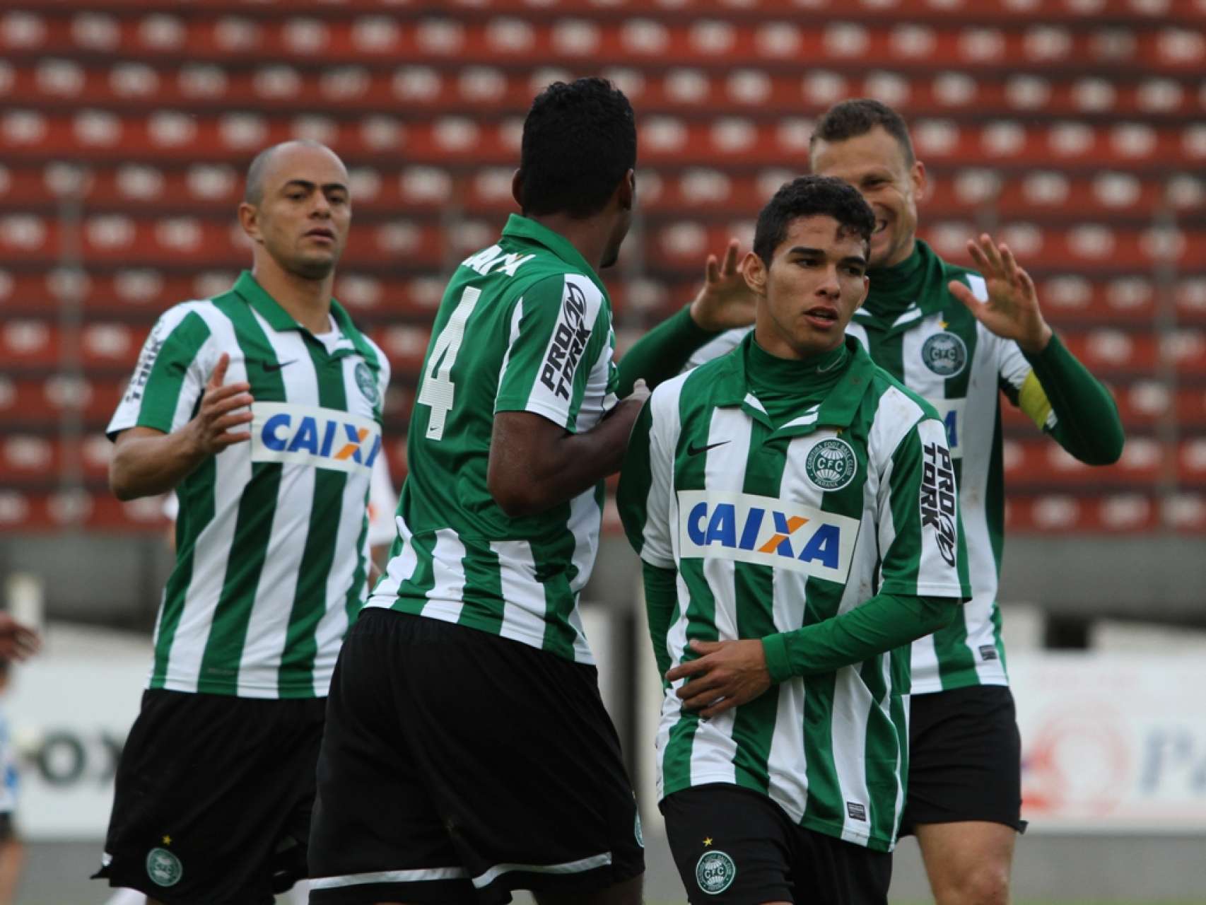 Galeria Coxa: Jaragu� 0�3 Coritiba