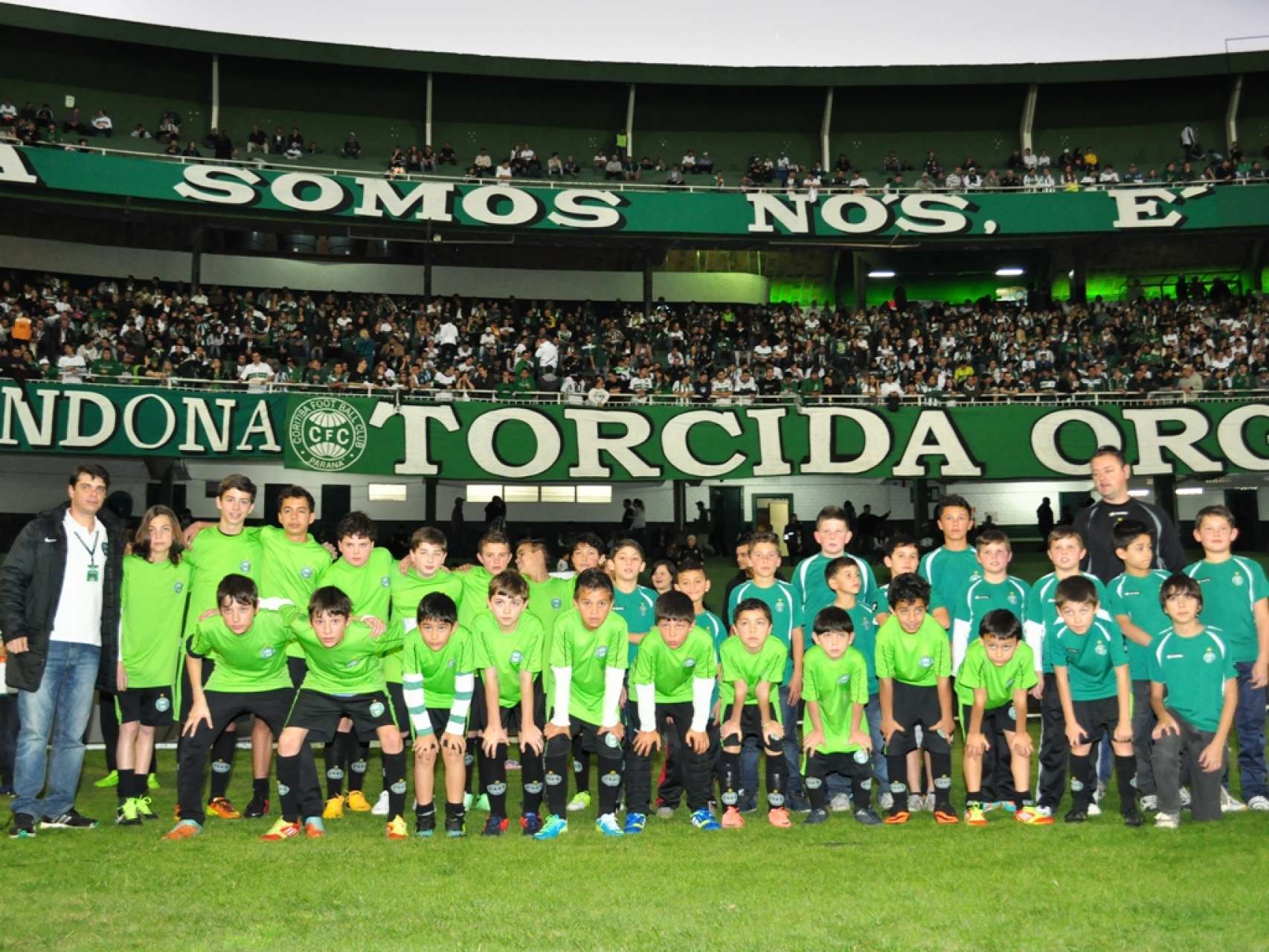 Galeria Coxa: Mascotinhos Coritiba x Vit�ria