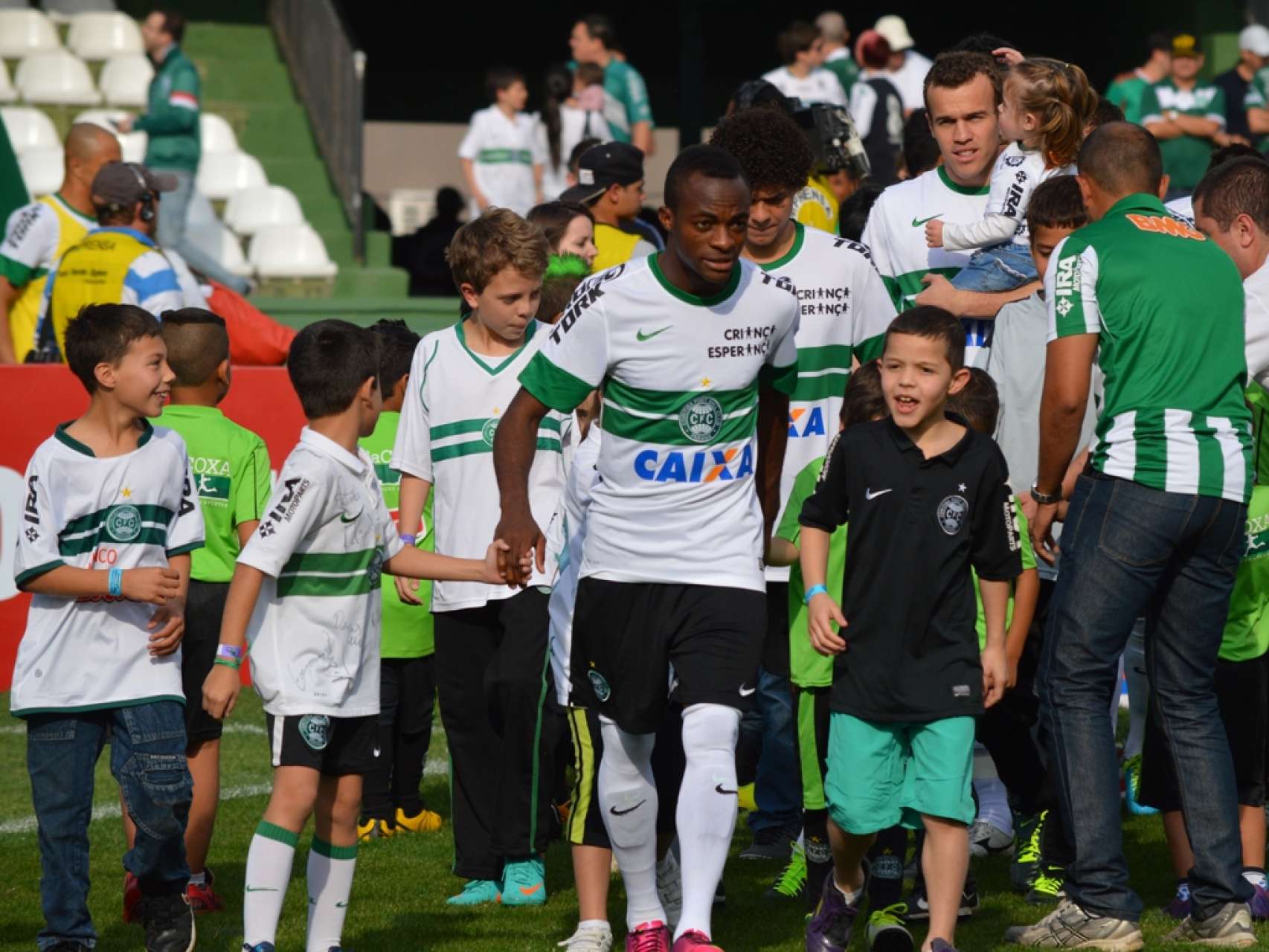 Mascotinhos para Coritiba x S�o Paulo