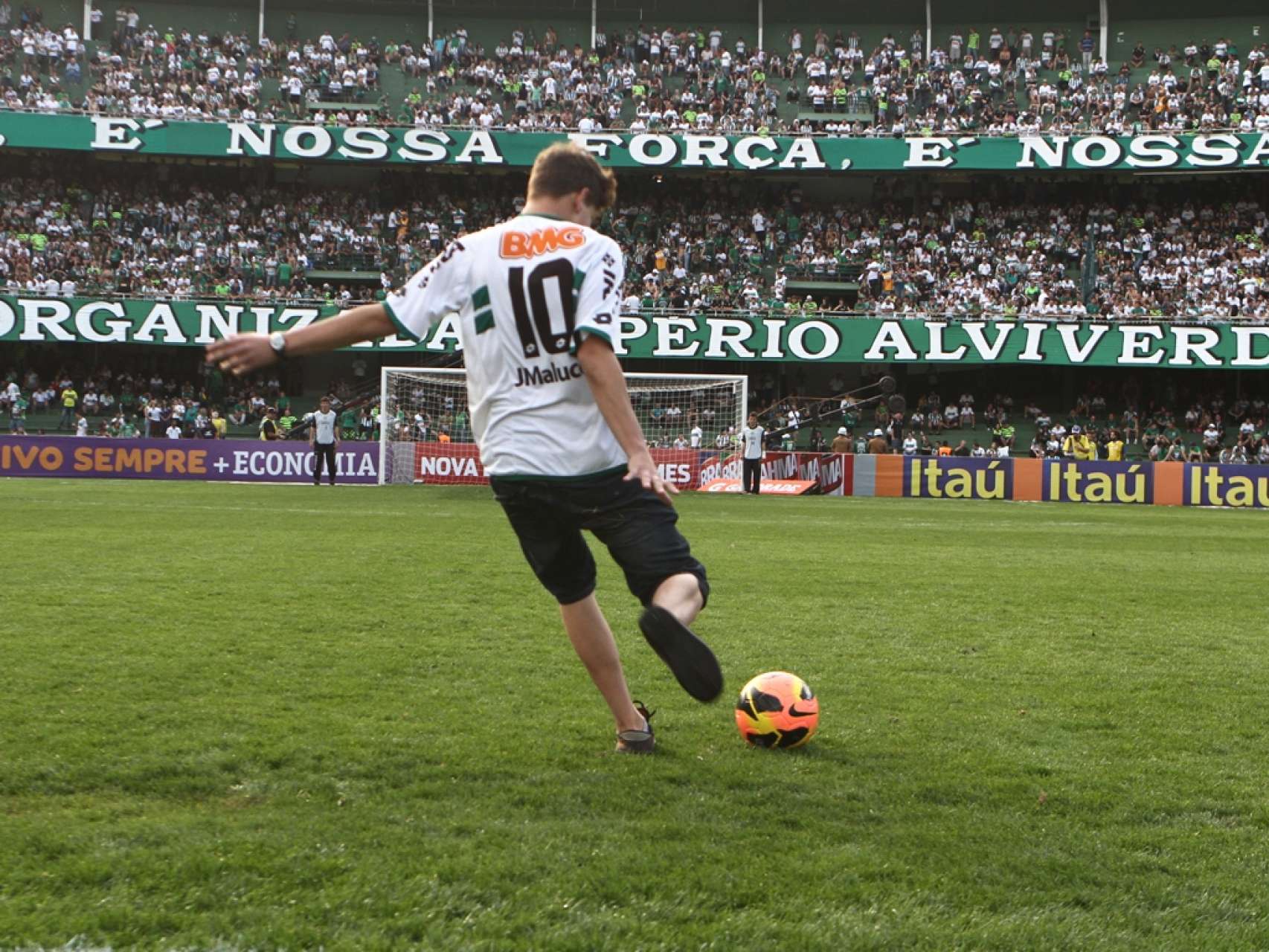 J� pensou em ser um �S�cio Jogador�?