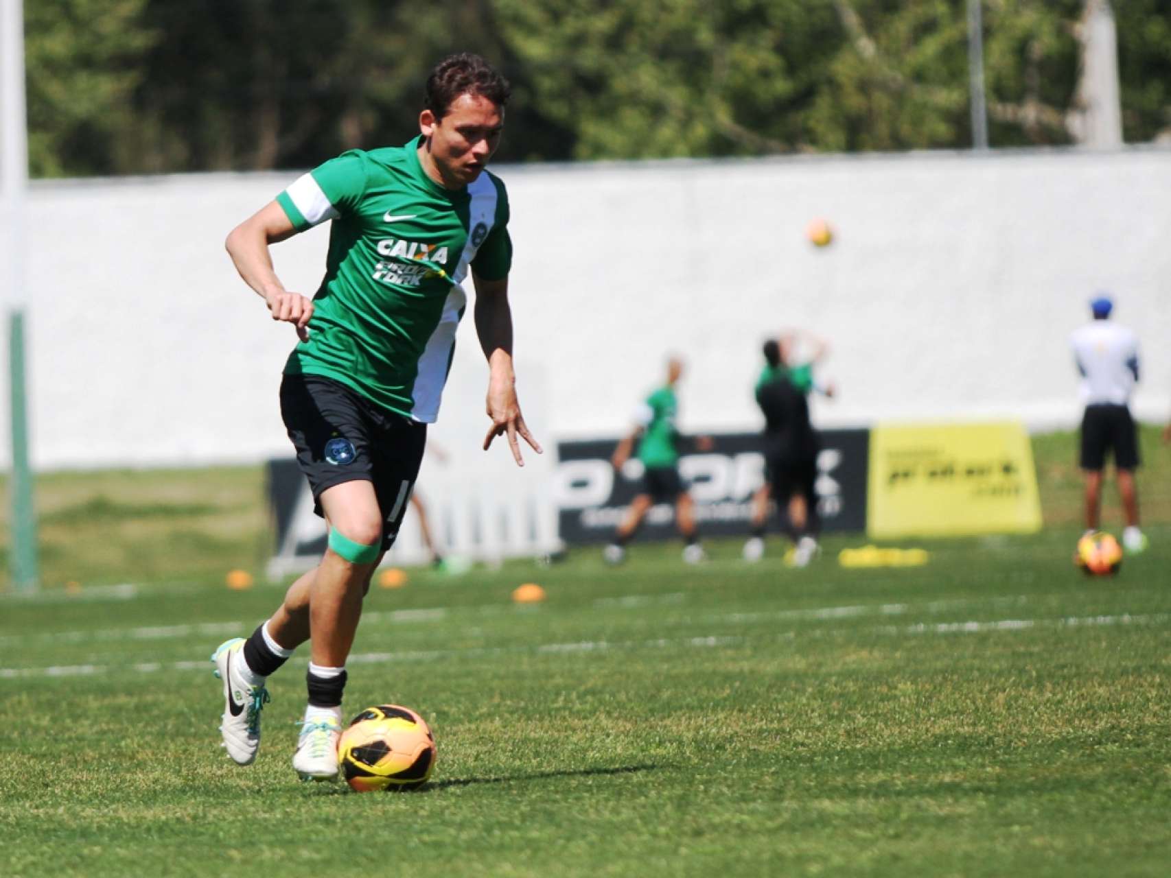 Keirrison, vetado, n�o enfrenta o Galo