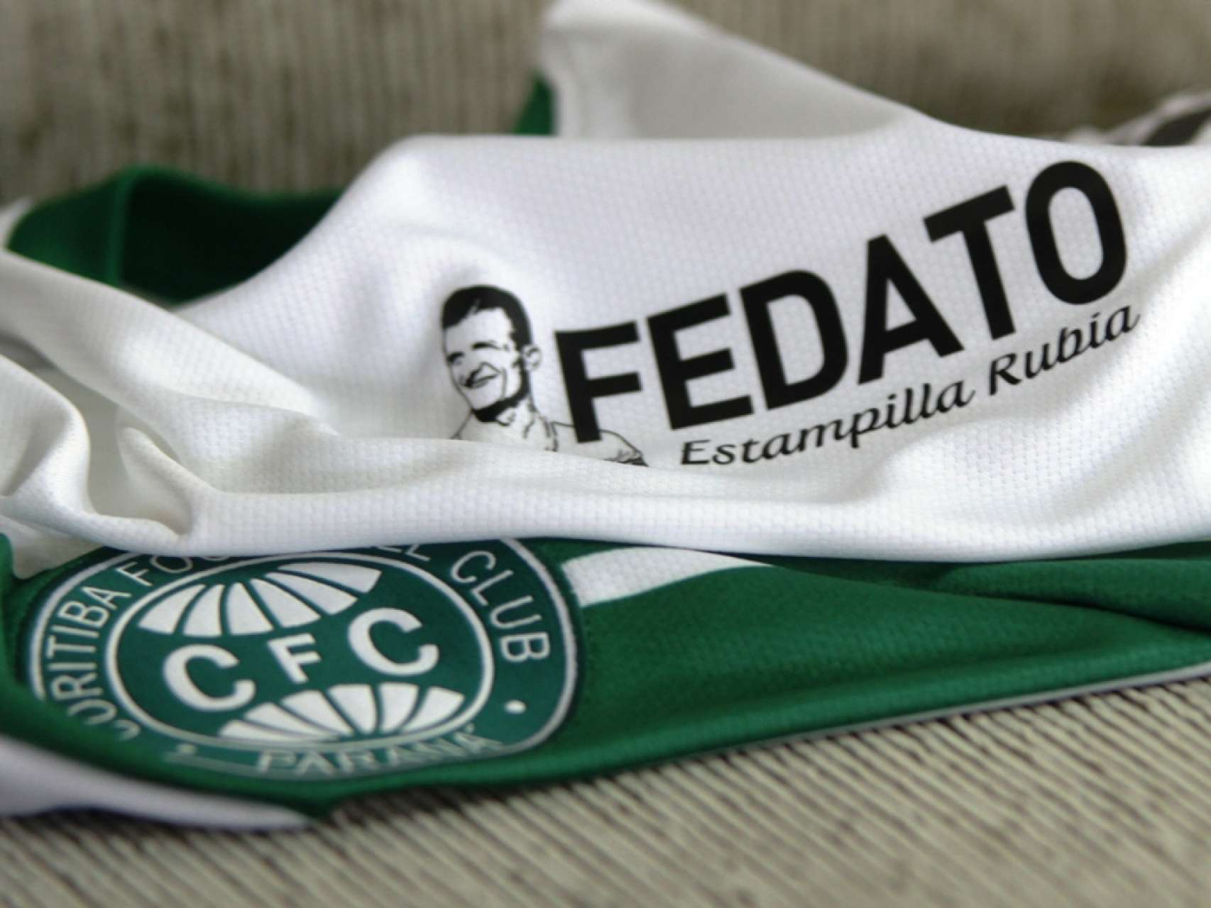 Coritiba presta homenagem a Fedato