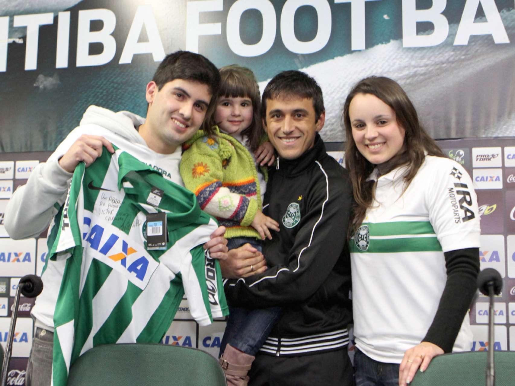 S�cio de Irati comemora anivers�rio no Couto