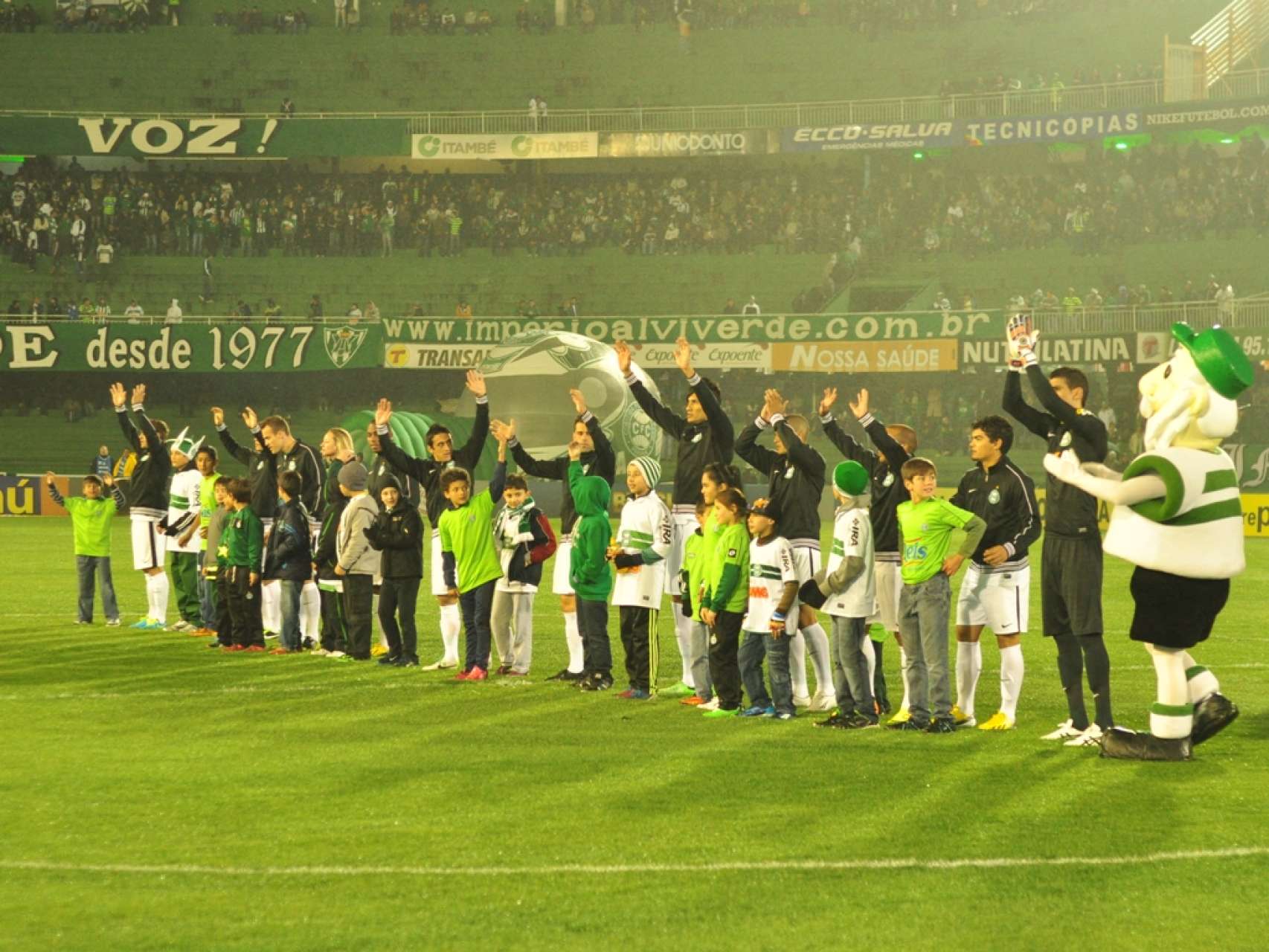 Galeria Coxa: Mascotinhos Coritiba x Goi�s