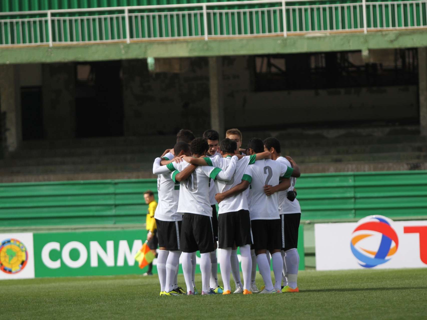 Sub-14 estreia com o p� direito na Copa Dadazinho