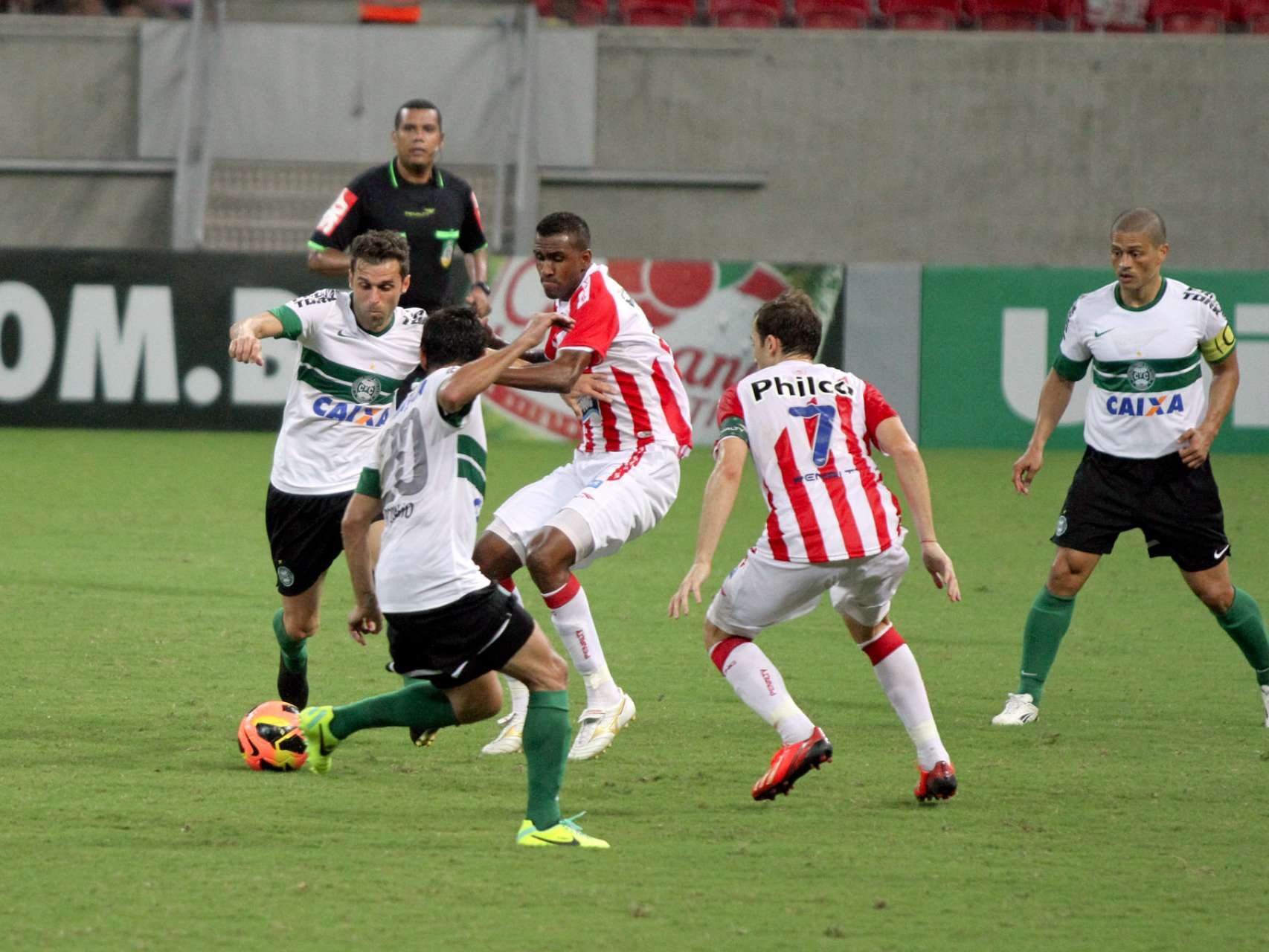 Coxa perde para o N�utico