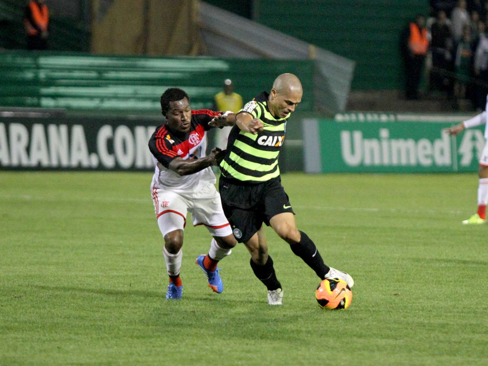 Coxa perde para o Flamengo