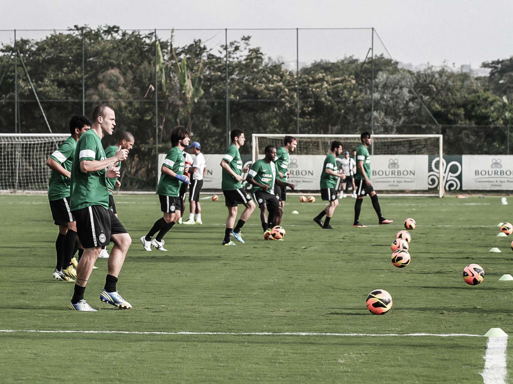 Galeria Coxa: Treino em Atibaia