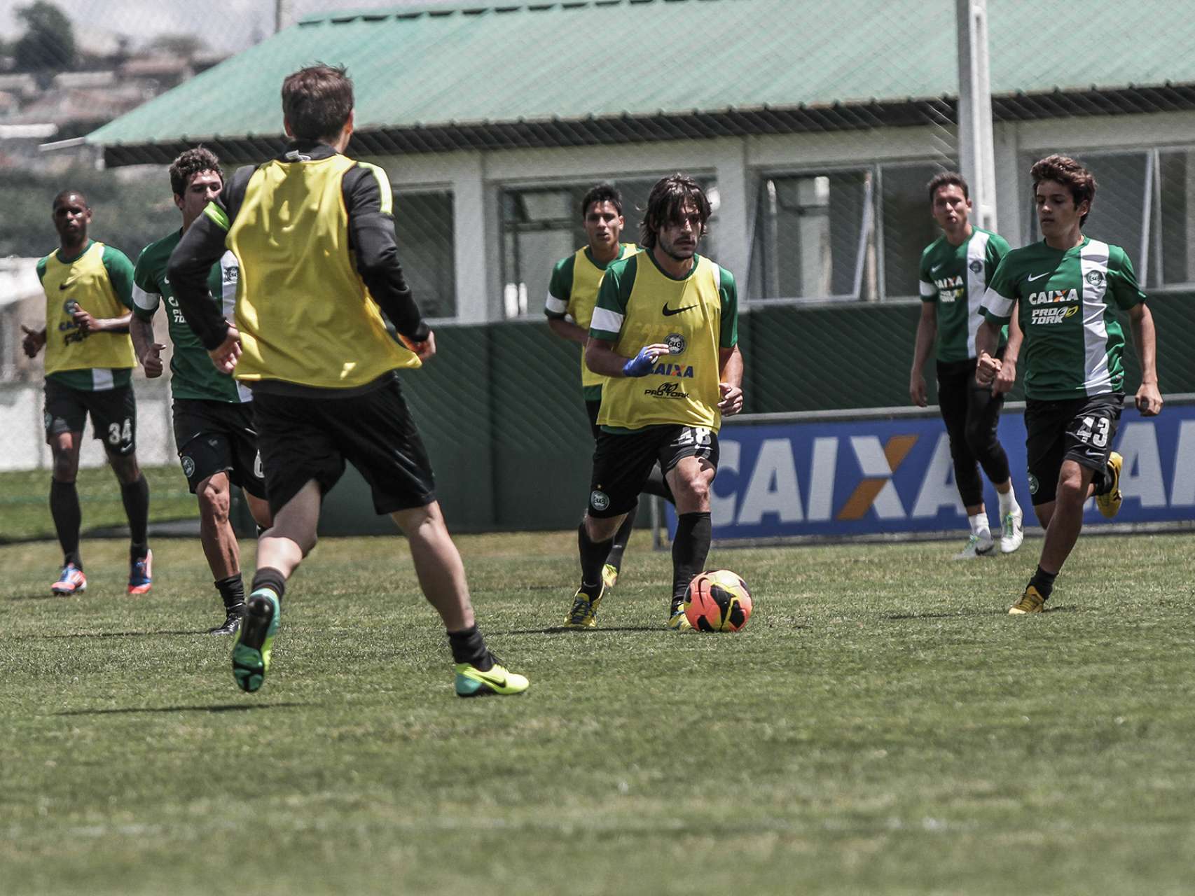 Galeria Coxa: treinamento segue no CT