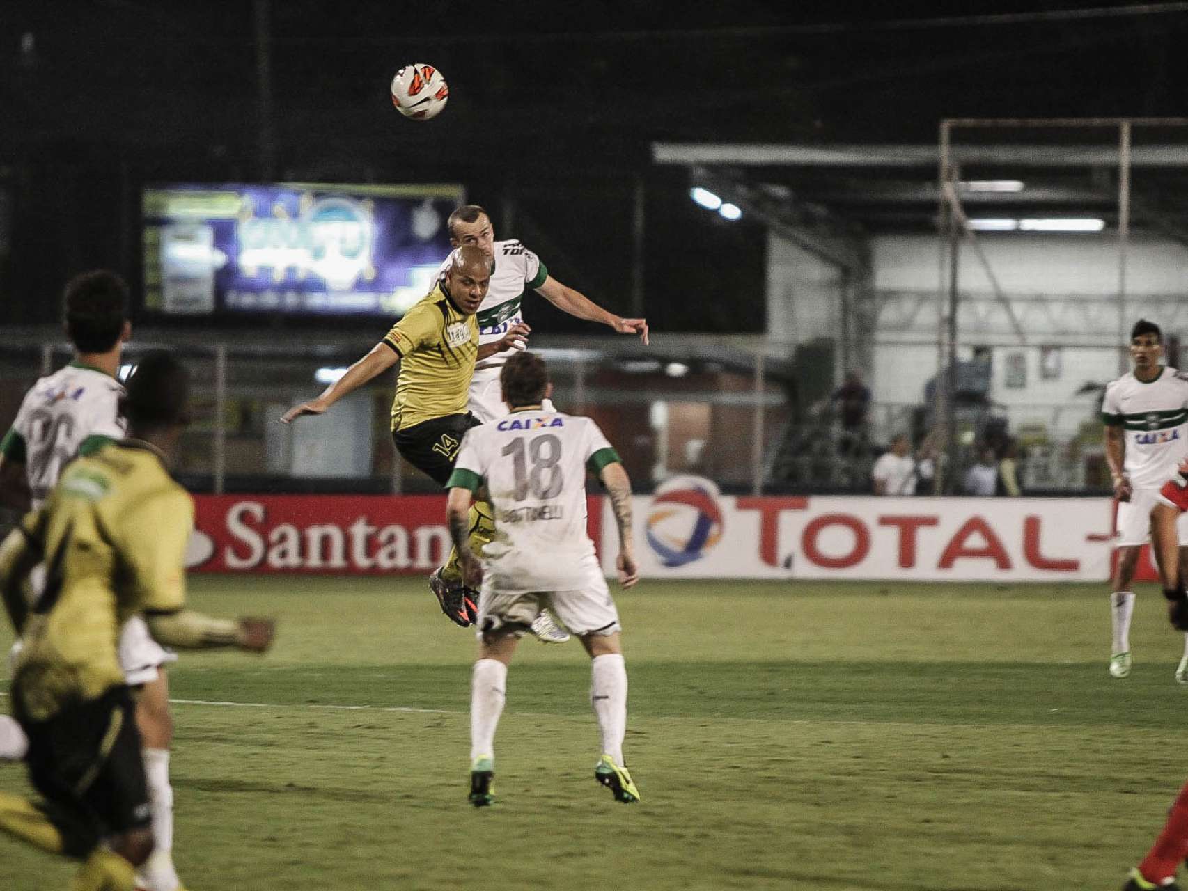 Coxa deixa a Sul-Americana