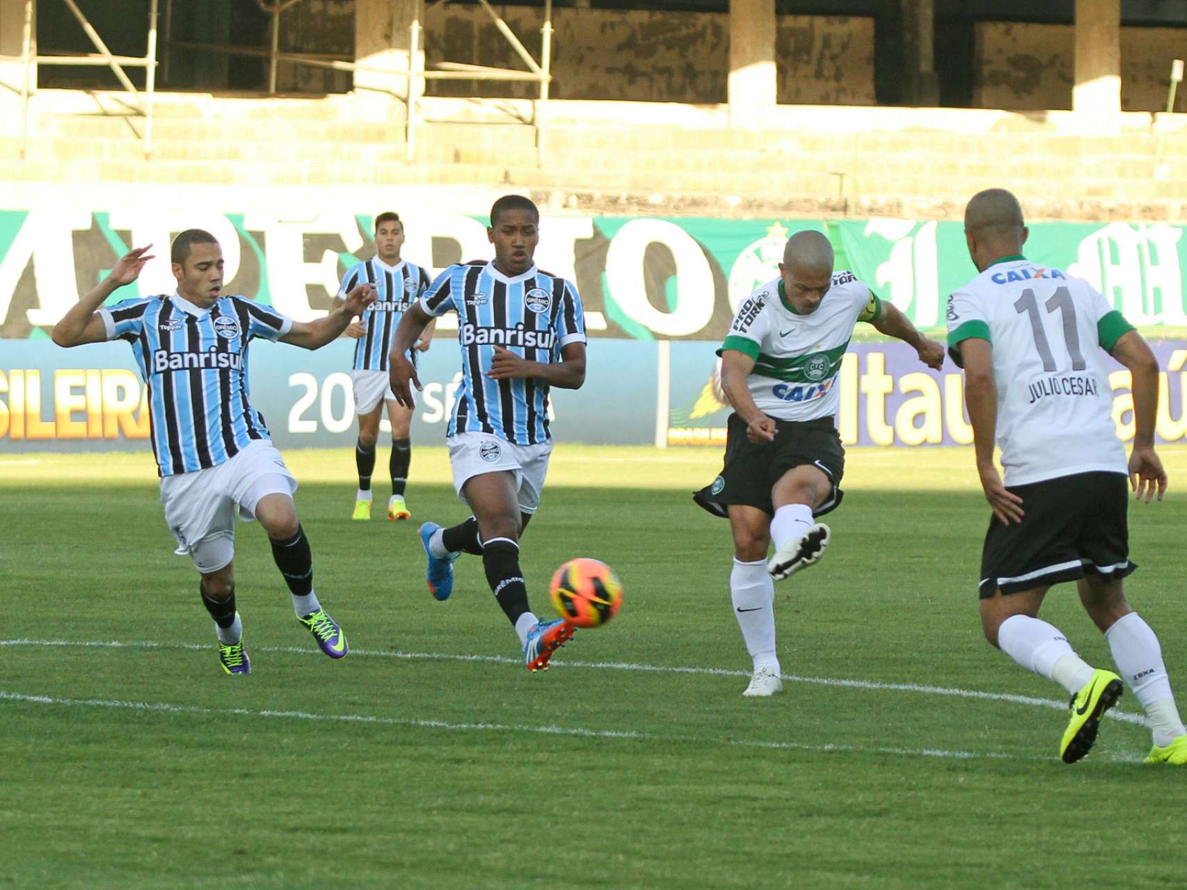 Hist�rias marcam confronto do Sul