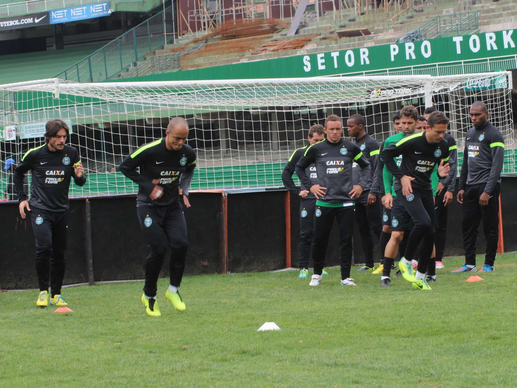 Galeria Coxa: Treino no Couto