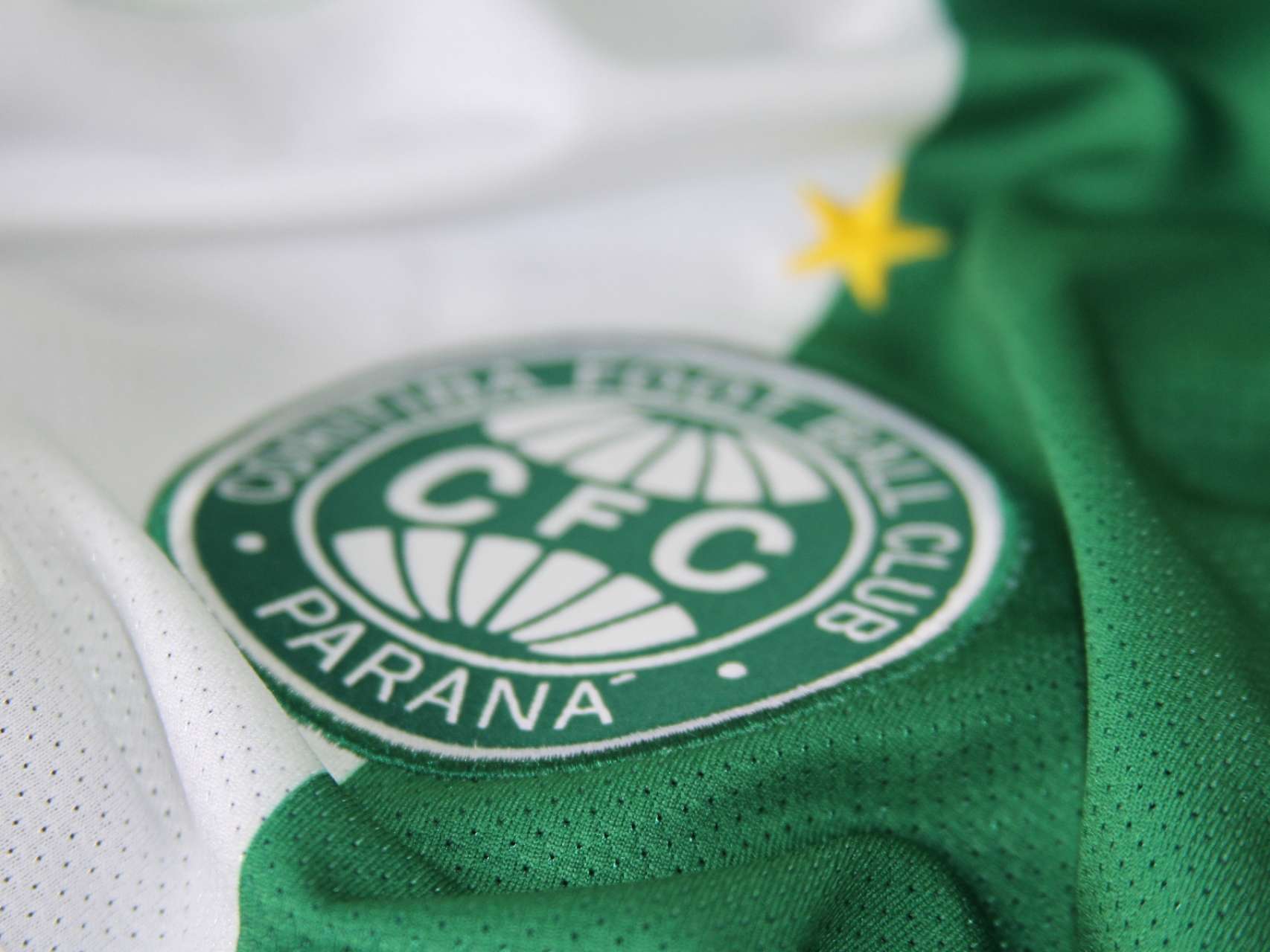 Coritiba estreia nova camisa