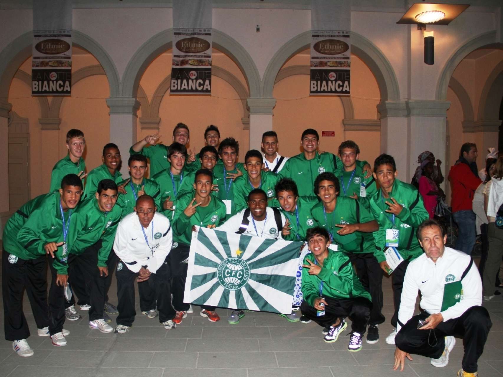 Sub-17 chega � cidade de Grado