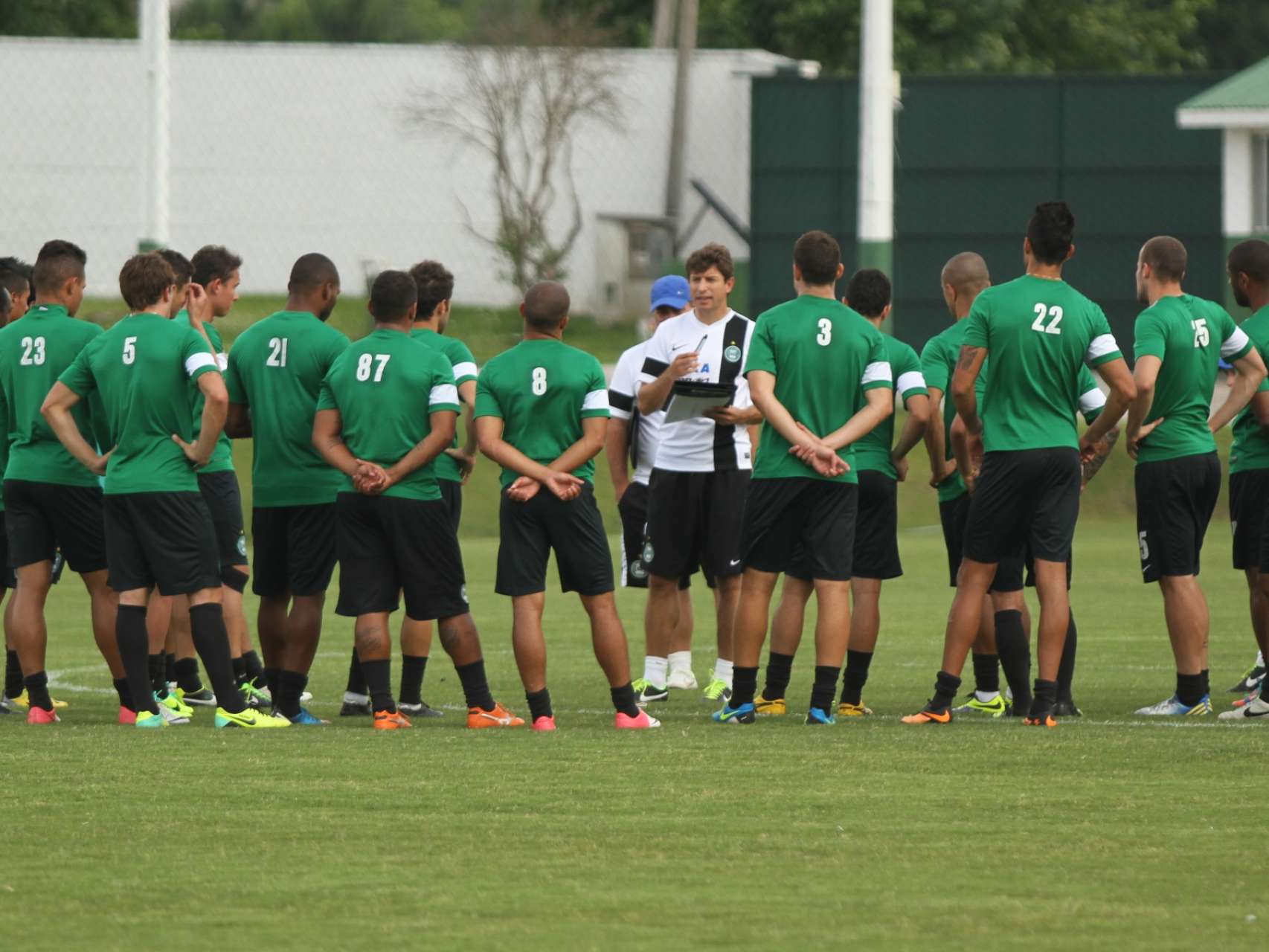 Galeria Coxa: treino no CT