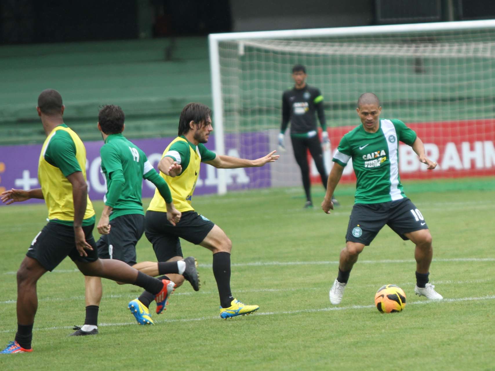 Galeria Coxa: Treino no Couto