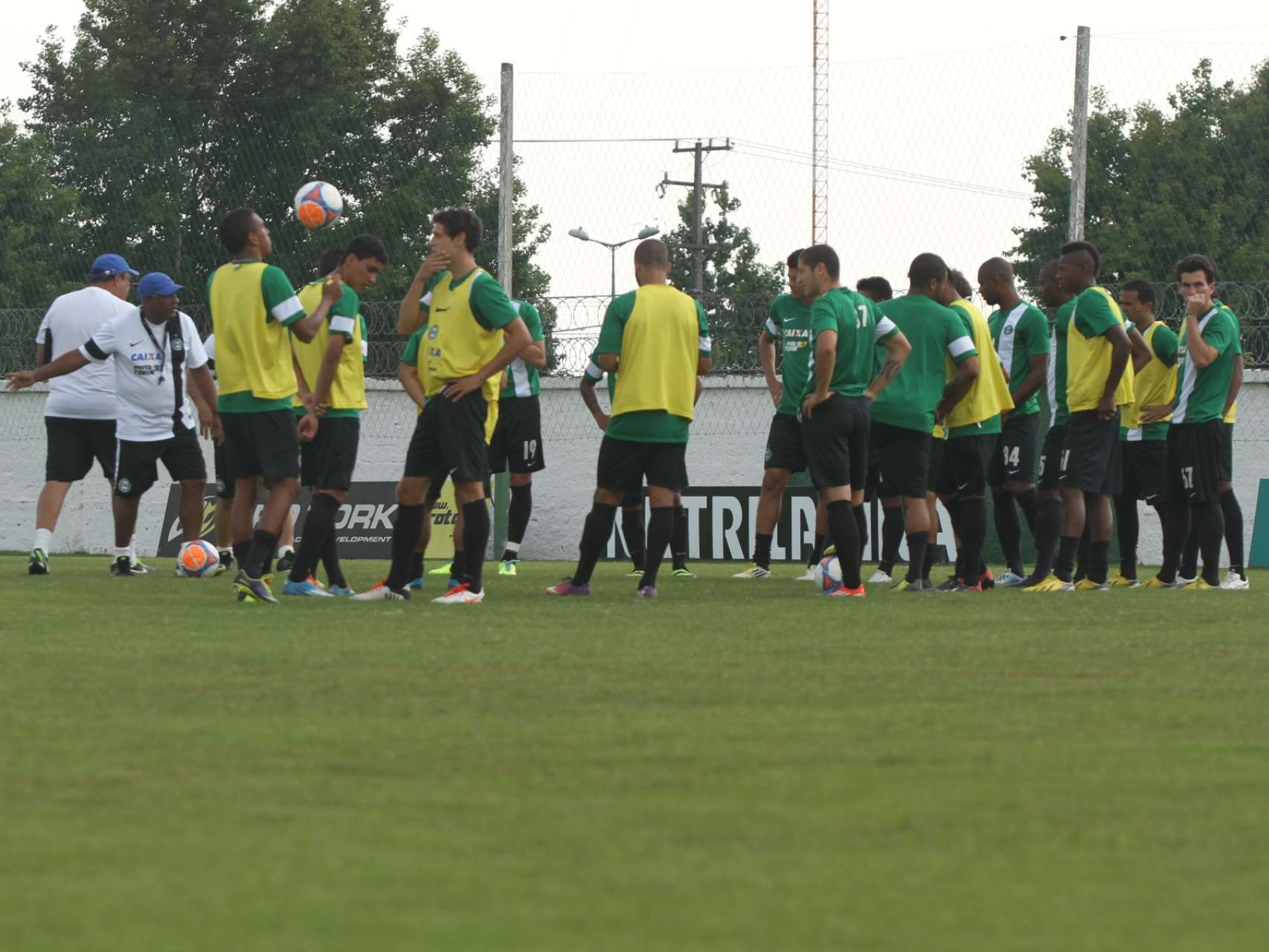 Ap�s retorno, equipe mant�m concentra��o