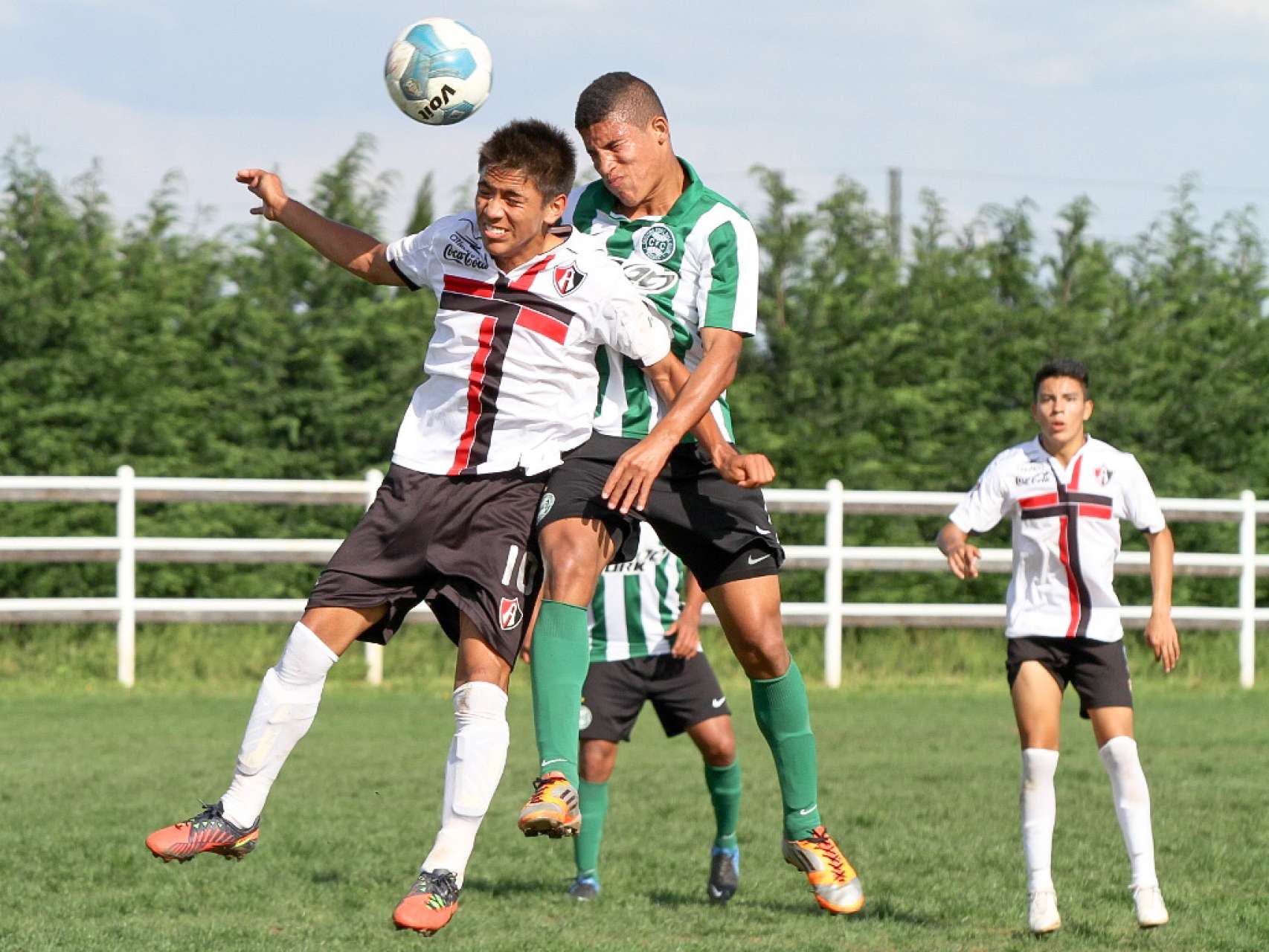 Coxa Sub-17 vence amistoso na It�lia