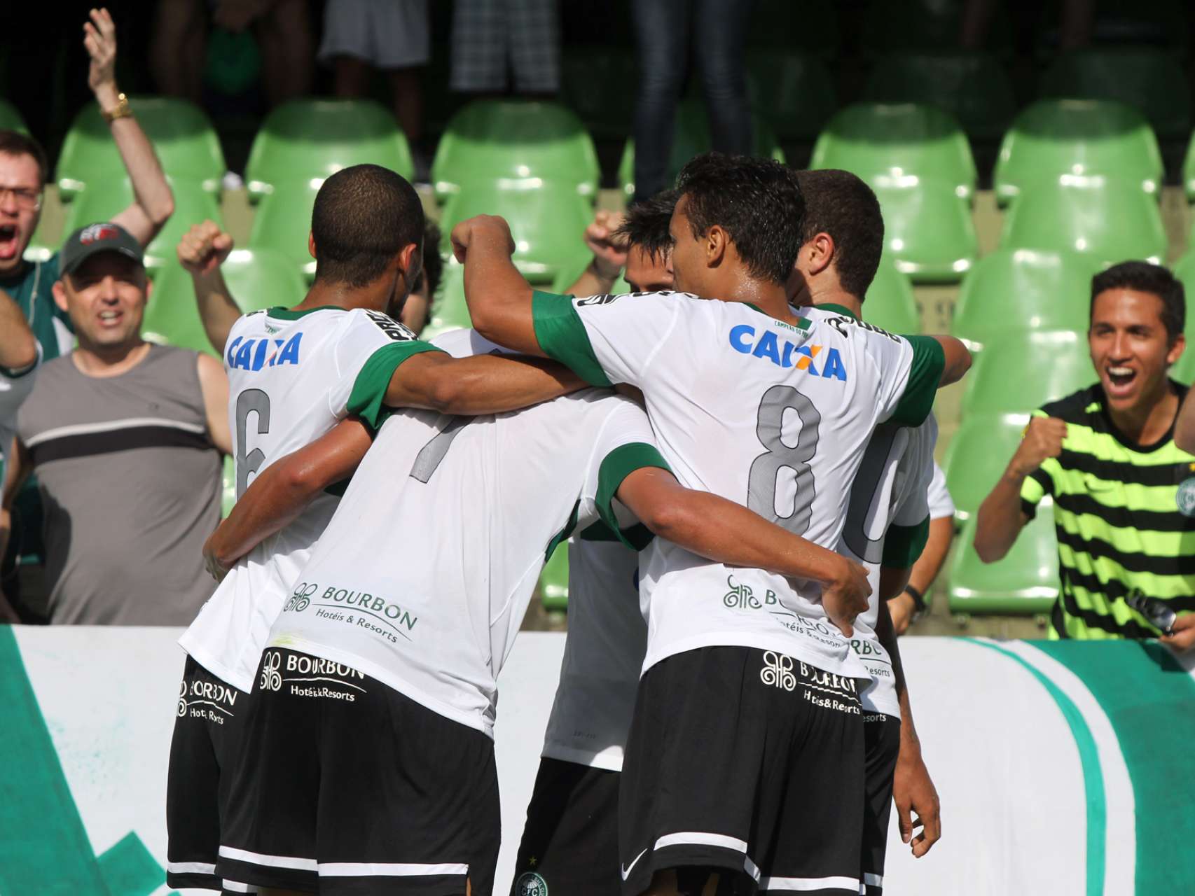 Coxa vence o Para-Tiba