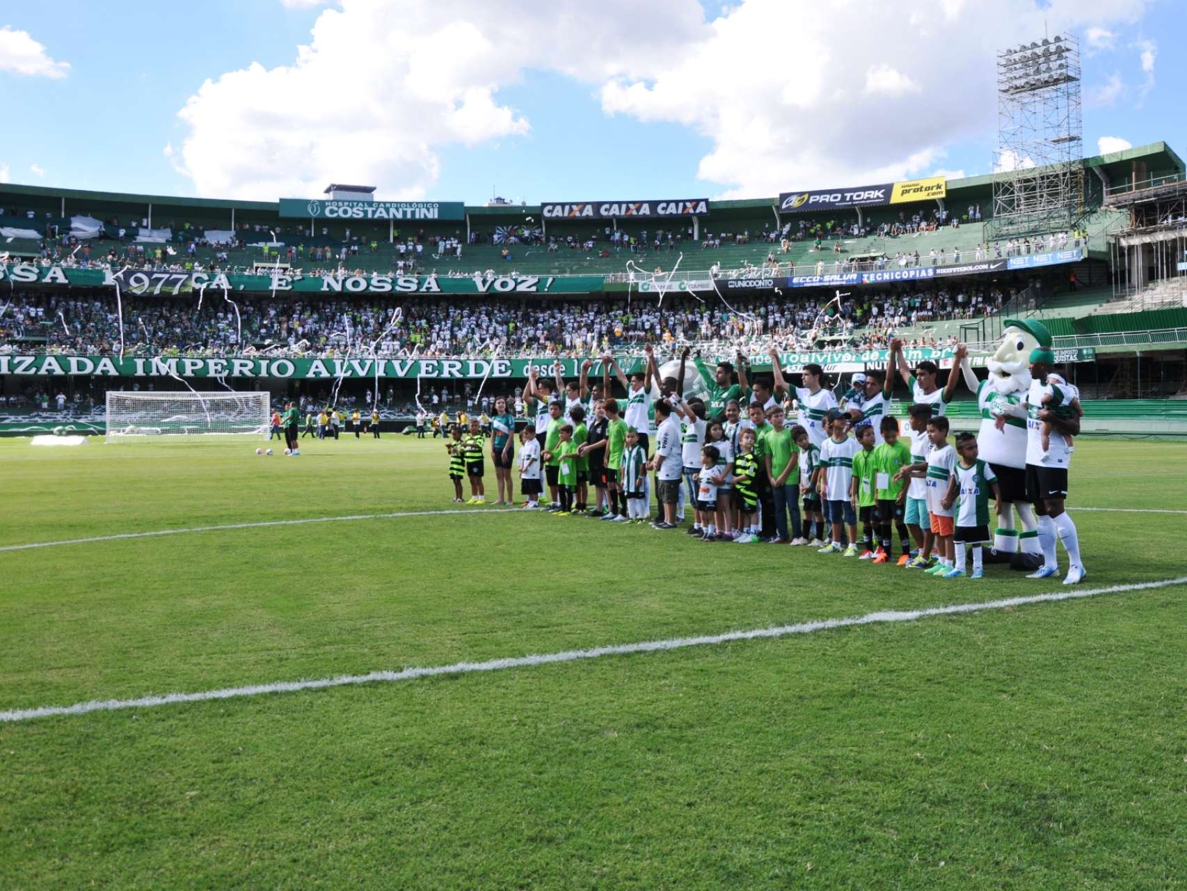 Galeria Coxa: Mascotinhos