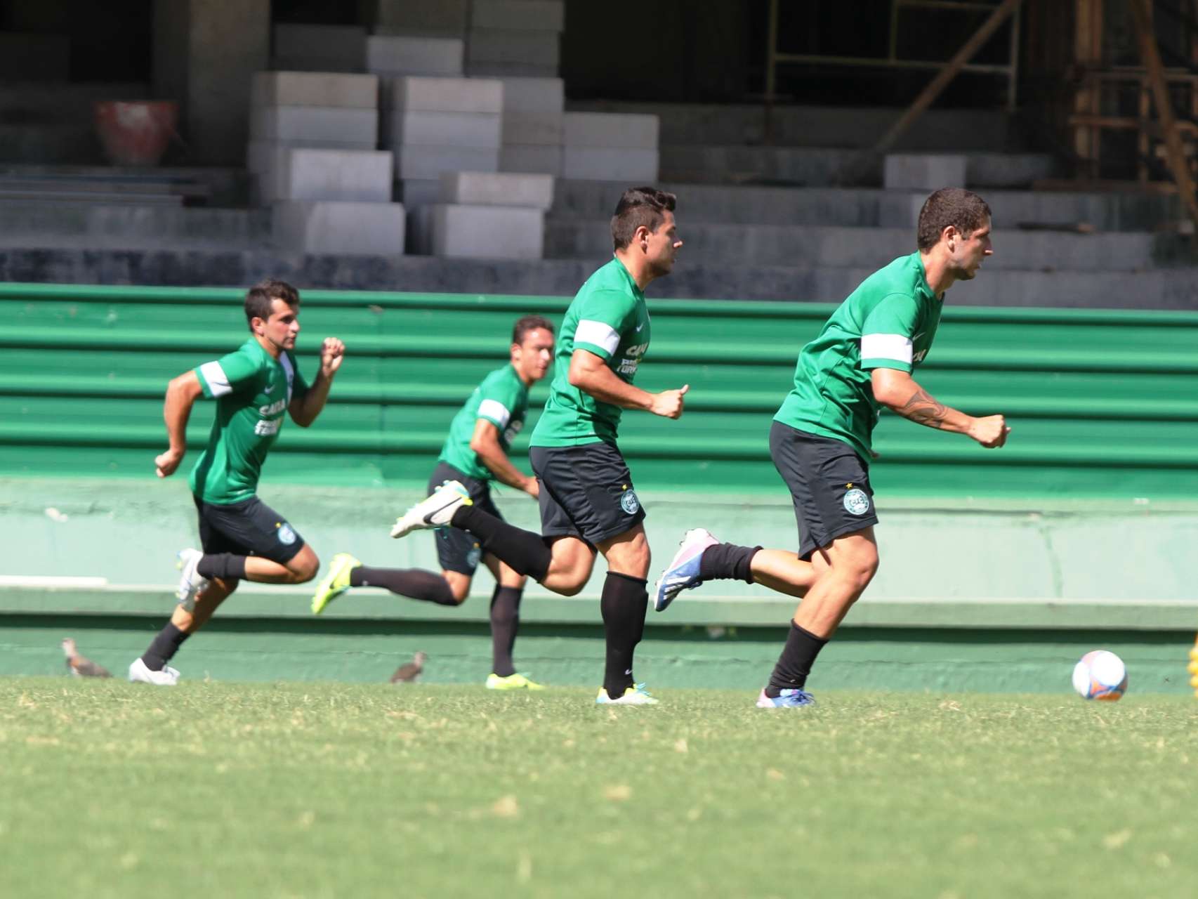 Aquino pode ficar � disposi��o