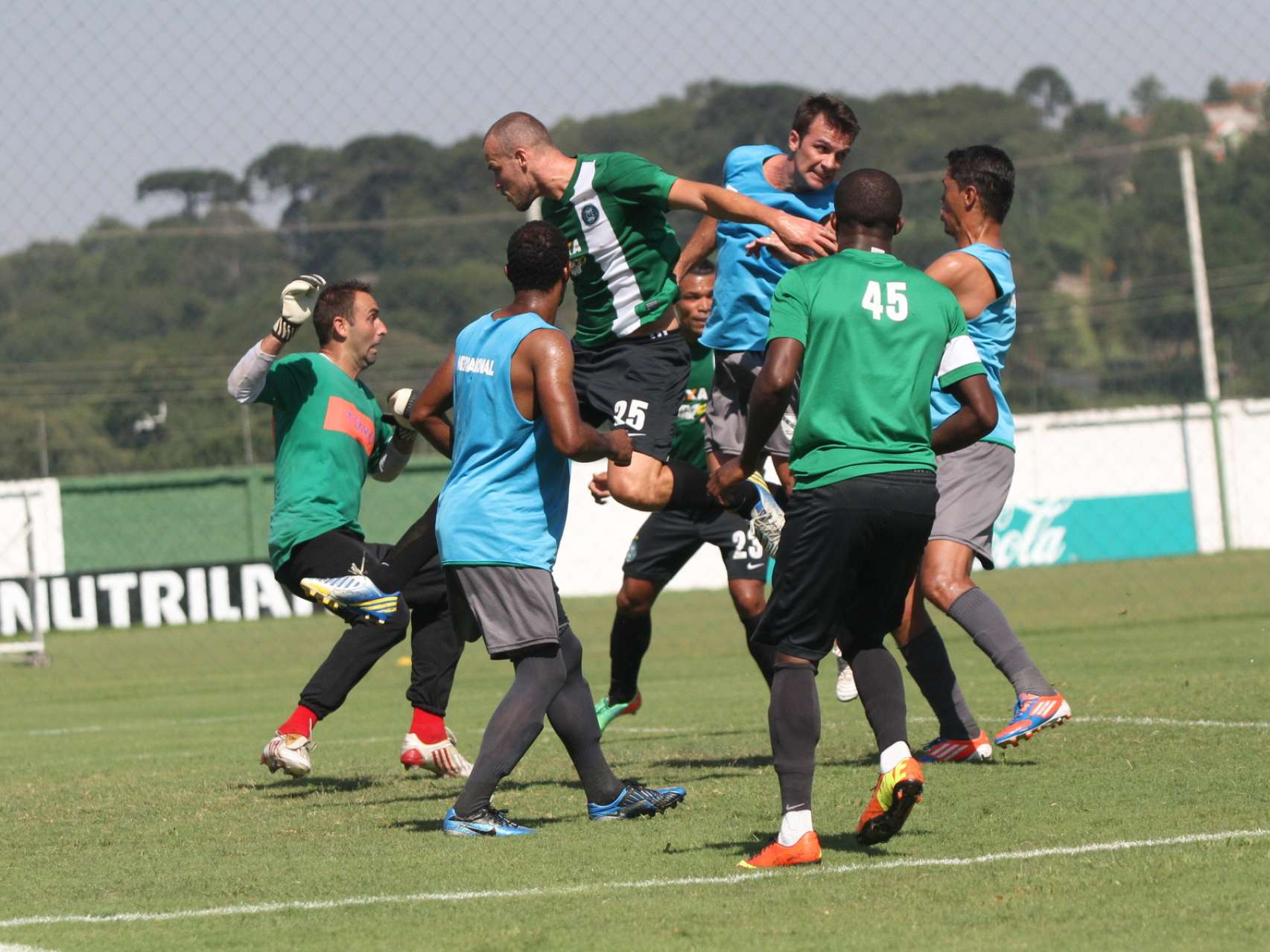 Imagens do jogo treino
