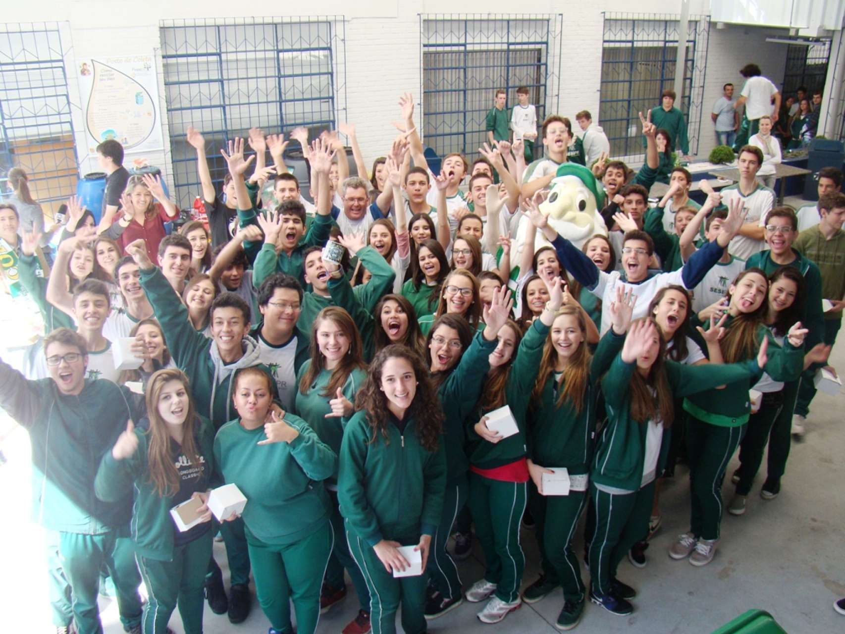 Coritiba Retribui: alunos do Sesi vencem desafio do Perpet�leo
